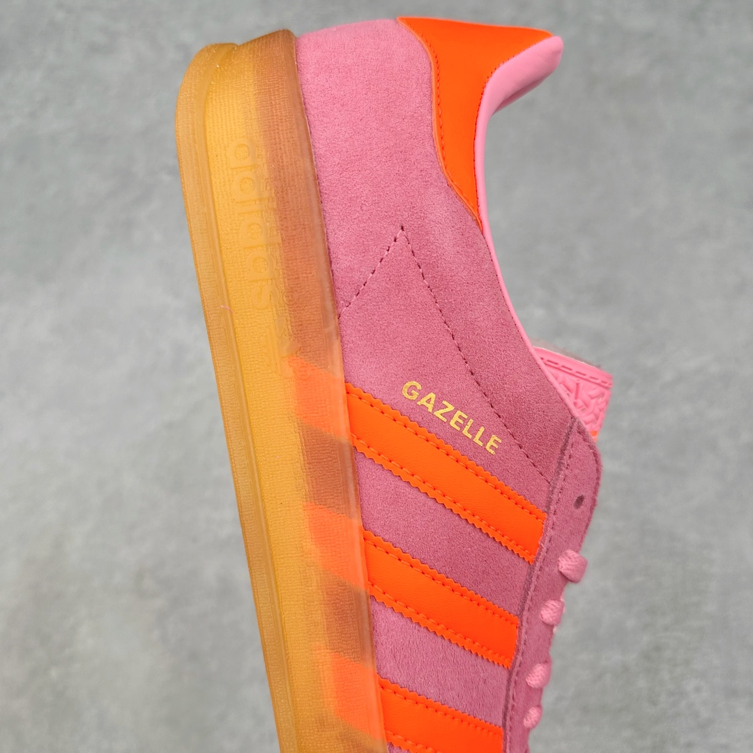 图片[6]-💰140 ＃VF AD Original Gazelle Indoor Trainers 瞪羚室内鞋系列低帮复古百搭休闲运动德训风板鞋 IE1058 平台特供批次 原厂定制长毛翻毛皮组合环保纤维革鞋面材质 内置环保海玻璃鞋垫 外置RB橡胶大底 产品品控稳定性领先行业 原厂全套原楦原纸板冲刀磨具开发 原厂皮料加持 原厂港宝加持定型后跟R度完美 将复古进行到底 简约流畅 三十年不变经典 这款Gazelle运动鞋 无论面料、配色、质感或设计 都只在重现其1991年原款的经典 皮革鞋面 撞色三条纹和鞋跟标的设计 力求呈现90年代的经典复古风潮 Samba火热的同时 也带动了其它的复古鞋型 Gazelle便是其中一只 Gazelle Indoor拥有包边更宽的T字型鞋头 更好的保护运动员的前掌 浓浓的复古氛围感 非常适合现在流行的Cleanfit风格 SIZE：35.5 36 36.5 37.5 38 38.5 39 40 40.5 41 42 42.5 43 44 44.5 45 编码：Xby2936010-运动鞋