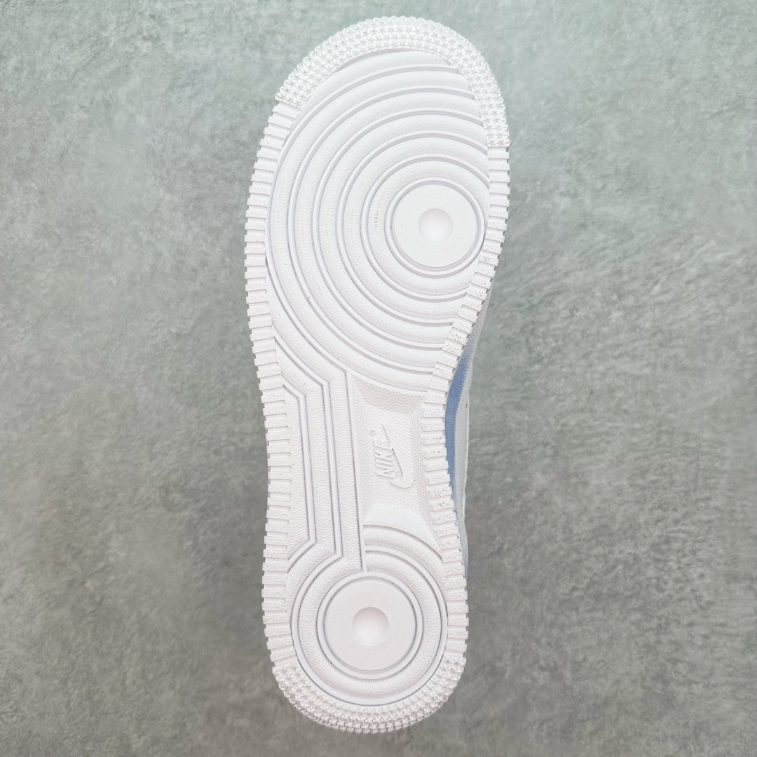 图片[9]-NK Air Force 1´07 Low 空军一号低帮百搭休闲运动板鞋 ZH0316-029 柔软、弹性十足的缓震性能和出色的中底设计 横跨复古与现代的外型结合 造就出风靡全球 三十多年的Force 1 直到今天还深受青睐 尺码：36 36.5 37.5 38 38.5 39 40 40.5 41 42 42.5 43 44 44.5 45-选品中心