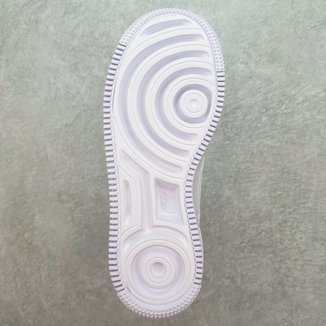 图片[9]-NK WMNS Air Force 1 Shadow 全新少女系解构主义设计 空军一号马卡龙板鞋 鞋款以“双重swoosh标志叠加”为特色，在细节上呈现多层次的设计。以大胆的设计手法，重新演绎这些非凡而鲜明的经典元素，将它们以前卫又优雅的方式突显出来。在各种标志性特征之外又呈现新鲜设计。每一款新作都以女性受众为设计考量，承袭The 1s Reimagined女子鞋款之强势力量，同时坚定一个信念：真正的经典，是在不断的超越与重塑中延续的。尺码：35.5 36 36.5 37.5 38 38.5 39 40-选品中心