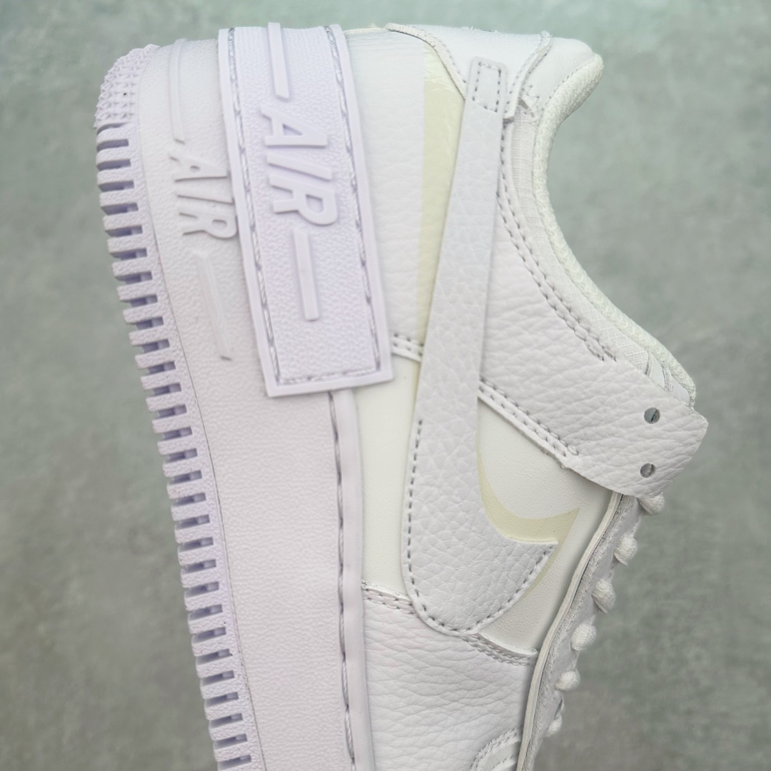 图片[6]-NK WMNS Air Force 1 Shadow 全新少女系解构主义设计 空军一号马卡龙板鞋 鞋款以“双重swoosh标志叠加”为特色，在细节上呈现多层次的设计。以大胆的设计手法，重新演绎这些非凡而鲜明的经典元素，将它们以前卫又优雅的方式突显出来。在各种标志性特征之外又呈现新鲜设计。每一款新作都以女性受众为设计考量，承袭The 1s Reimagined女子鞋款之强势力量，同时坚定一个信念：真正的经典，是在不断的超越与重塑中延续的。尺码：35.5 36 36.5 37.5 38 38.5 39 40-选品中心