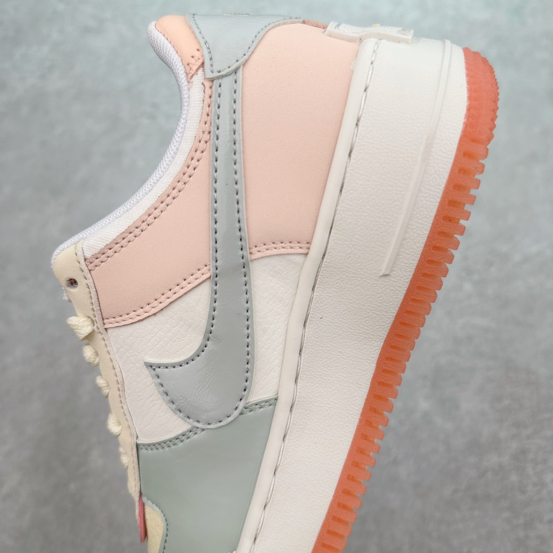 图片[7]-NK WMNS Air Force 1 Shadow 全新少女系解构主义设计 空军一号马卡龙板鞋 鞋款以“双重swoosh标志叠加”为特色，在细节上呈现多层次的设计。以大胆的设计手法，重新演绎这些非凡而鲜明的经典元素，将它们以前卫又优雅的方式突显出来。在各种标志性特征之外又呈现新鲜设计。每一款新作都以女性受众为设计考量，承袭The 1s Reimagined女子鞋款之强势力量，同时坚定一个信念：真正的经典，是在不断的超越与重塑中延续的。尺码：35.5 36 36.5 37.5 38 38.5 39 40-选品中心