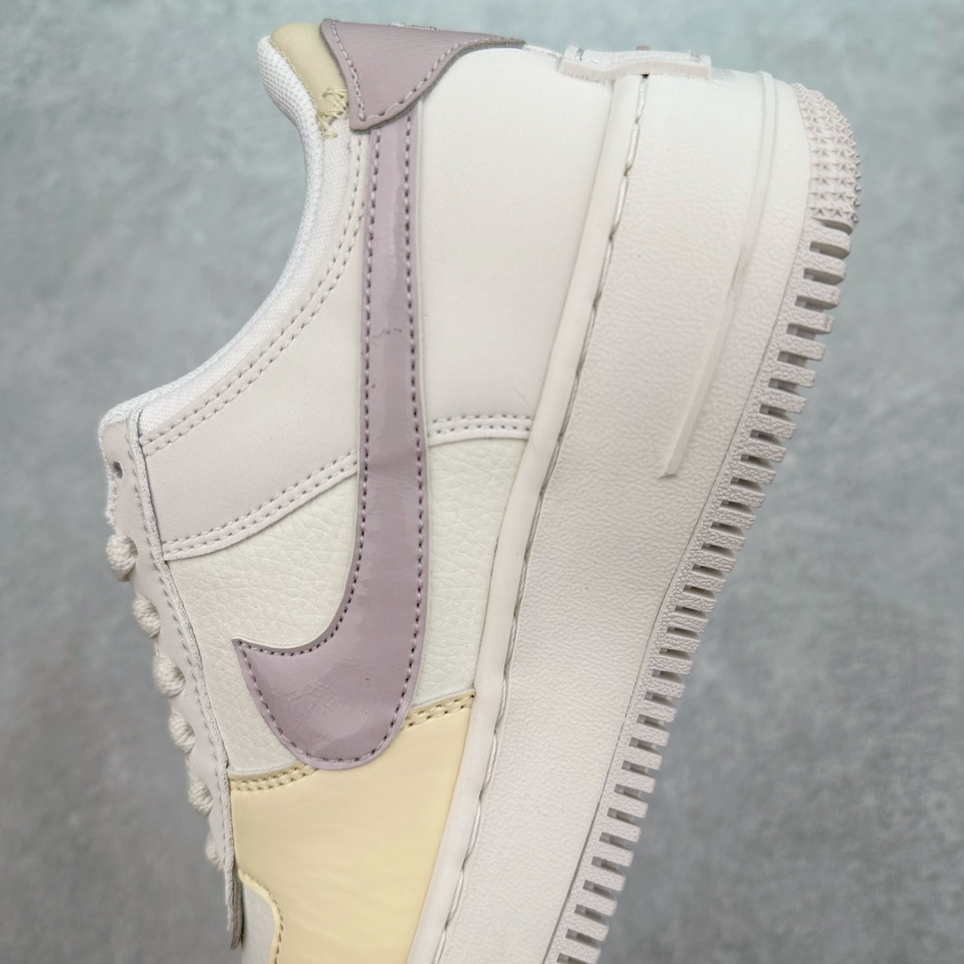 图片[7]-NK WMNS Air Force 1 Shadow 全新少女系解构主义设计 空军一号马卡龙板鞋 鞋款以“双重swoosh标志叠加”为特色，在细节上呈现多层次的设计。以大胆的设计手法，重新演绎这些非凡而鲜明的经典元素，将它们以前卫又优雅的方式突显出来。在各种标志性特征之外又呈现新鲜设计。每一款新作都以女性受众为设计考量，承袭The 1s Reimagined女子鞋款之强势力量，同时坚定一个信念：真正的经典，是在不断的超越与重塑中延续的。尺码：35.5 36 36.5 37.5 38 38.5 39 40-选品中心