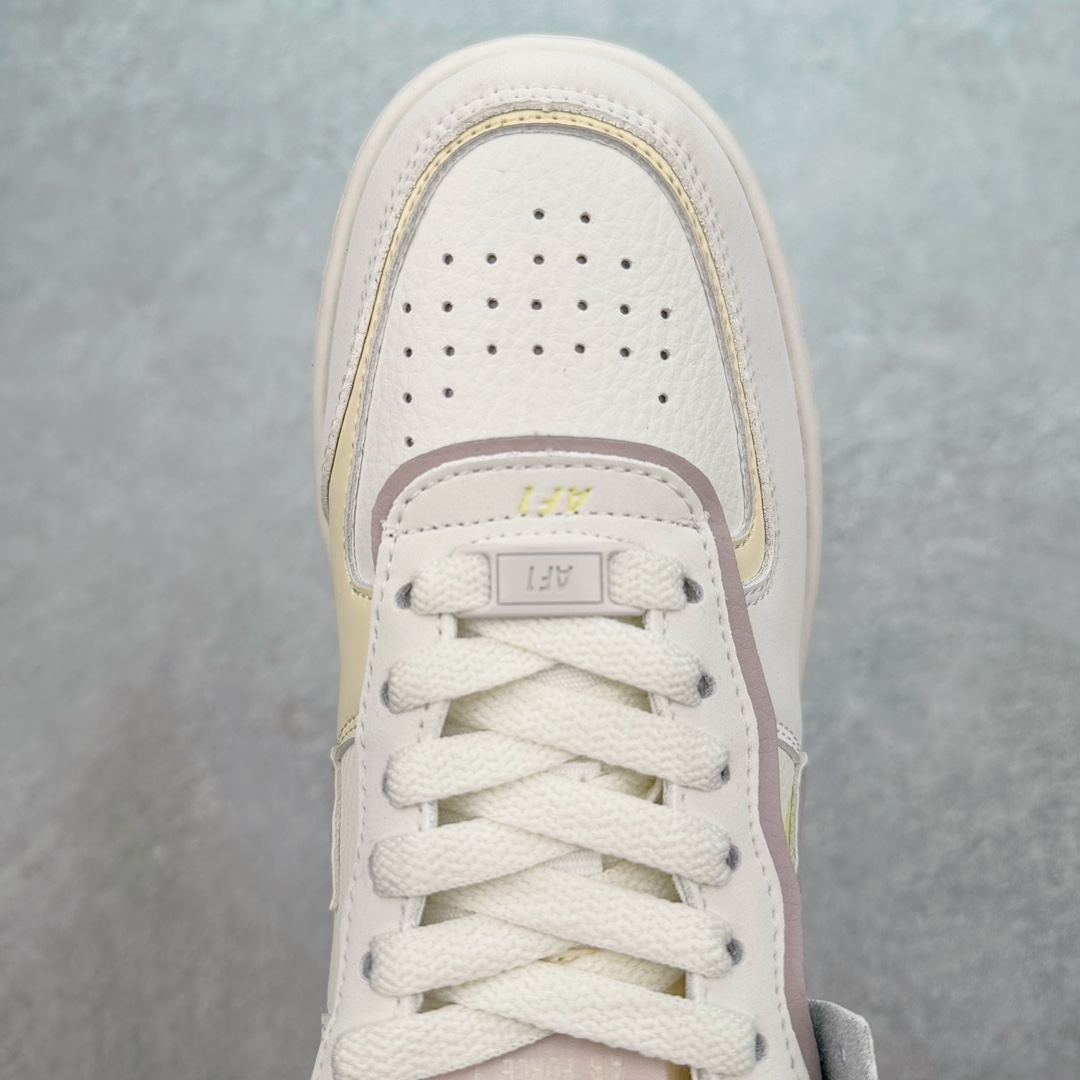 图片[4]-NK WMNS Air Force 1 Shadow 全新少女系解构主义设计 空军一号马卡龙板鞋 鞋款以“双重swoosh标志叠加”为特色，在细节上呈现多层次的设计。以大胆的设计手法，重新演绎这些非凡而鲜明的经典元素，将它们以前卫又优雅的方式突显出来。在各种标志性特征之外又呈现新鲜设计。每一款新作都以女性受众为设计考量，承袭The 1s Reimagined女子鞋款之强势力量，同时坚定一个信念：真正的经典，是在不断的超越与重塑中延续的。尺码：35.5 36 36.5 37.5 38 38.5 39 40-选品中心