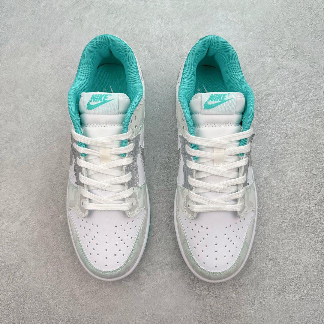 图片[2]-＃YC纯原 NK Dunk Low 薄荷心语 白绿 DV0833-102 定制系列天花板 无原鞋不开发 全系列得物原鞋一比一校对开发 配色持续更新中 终端对接 优势输出 全套原厂楦头原纸板数据档案倾力打造 原汁原味莞产 极致还原 圈内最强针车工艺 高端零售指定版 广东原厂配套原盒原标 鞋盒分三个尺码段 原厂冲刀 超高清洁度 全鞋零毛边皮料切割 采用原厂百宏鞋带以及原厂百宏织唛舌标 内标可供原厂几率过验 进口原装条纹中底布 四线拉帮白色点胶 原厂拉帮手法遵循公司 原厂电绣 极致还原 尺码：35.5 36 36.5 37.5 38 38.5 39 40 40.5 41 42 42.5 43 44 44.5 45 46 47.5-选品中心