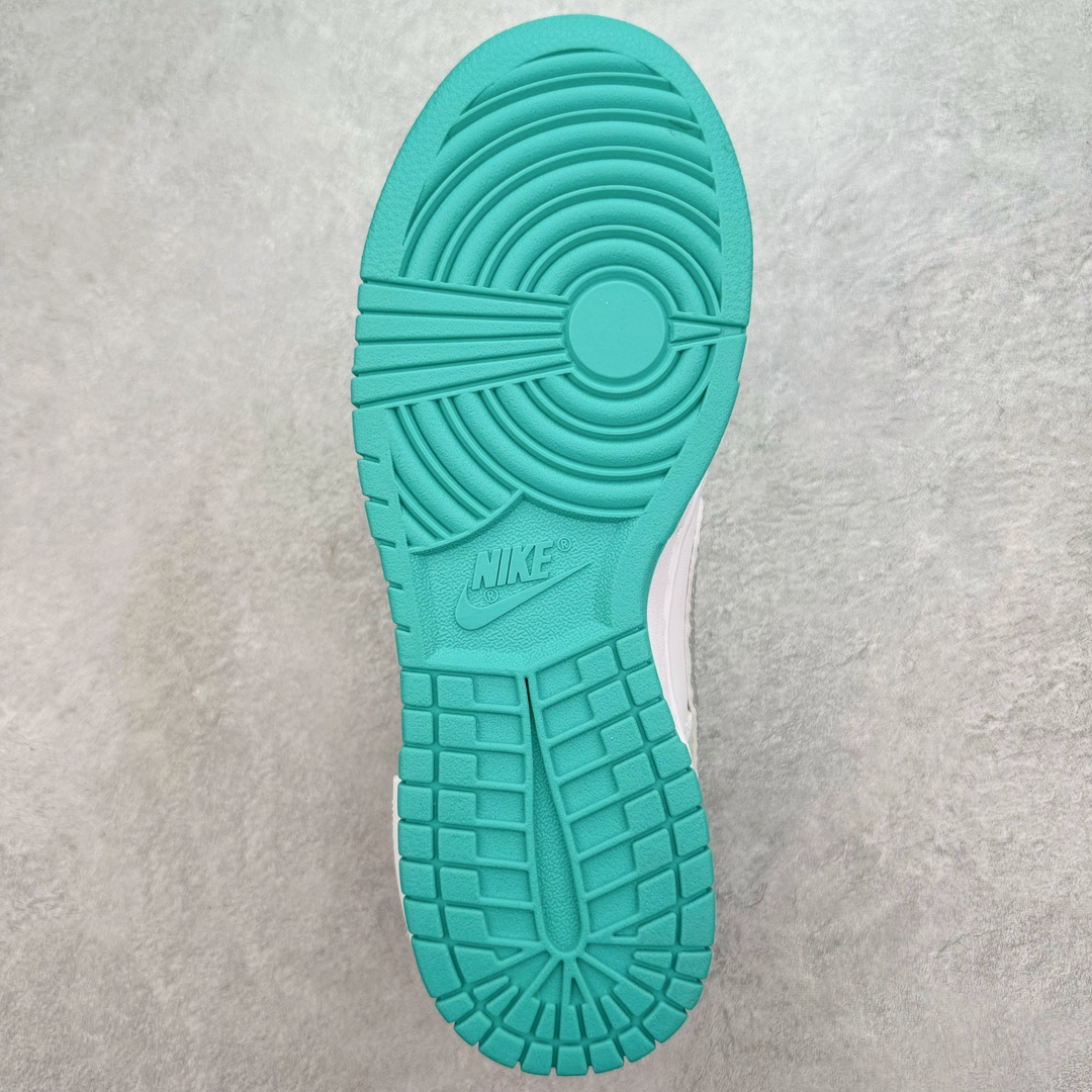 图片[9]-＃YC纯原 NK Dunk Low 薄荷心语 白绿 DV0833-102 定制系列天花板 无原鞋不开发 全系列得物原鞋一比一校对开发 配色持续更新中 终端对接 优势输出 全套原厂楦头原纸板数据档案倾力打造 原汁原味莞产 极致还原 圈内最强针车工艺 高端零售指定版 广东原厂配套原盒原标 鞋盒分三个尺码段 原厂冲刀 超高清洁度 全鞋零毛边皮料切割 采用原厂百宏鞋带以及原厂百宏织唛舌标 内标可供原厂几率过验 进口原装条纹中底布 四线拉帮白色点胶 原厂拉帮手法遵循公司 原厂电绣 极致还原 尺码：35.5 36 36.5 37.5 38 38.5 39 40 40.5 41 42 42.5 43 44 44.5 45 46 47.5-选品中心