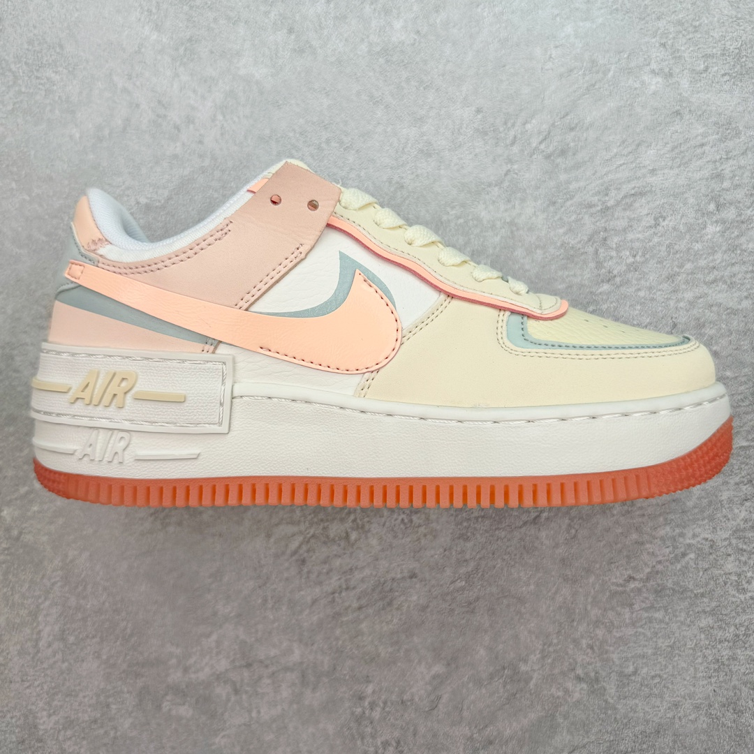 图片[3]-NK WMNS Air Force 1 Shadow 全新少女系解构主义设计 空军一号马卡龙板鞋 鞋款以“双重swoosh标志叠加”为特色，在细节上呈现多层次的设计。以大胆的设计手法，重新演绎这些非凡而鲜明的经典元素，将它们以前卫又优雅的方式突显出来。在各种标志性特征之外又呈现新鲜设计。每一款新作都以女性受众为设计考量，承袭The 1s Reimagined女子鞋款之强势力量，同时坚定一个信念：真正的经典，是在不断的超越与重塑中延续的。尺码：35.5 36 36.5 37.5 38 38.5 39 40-选品中心