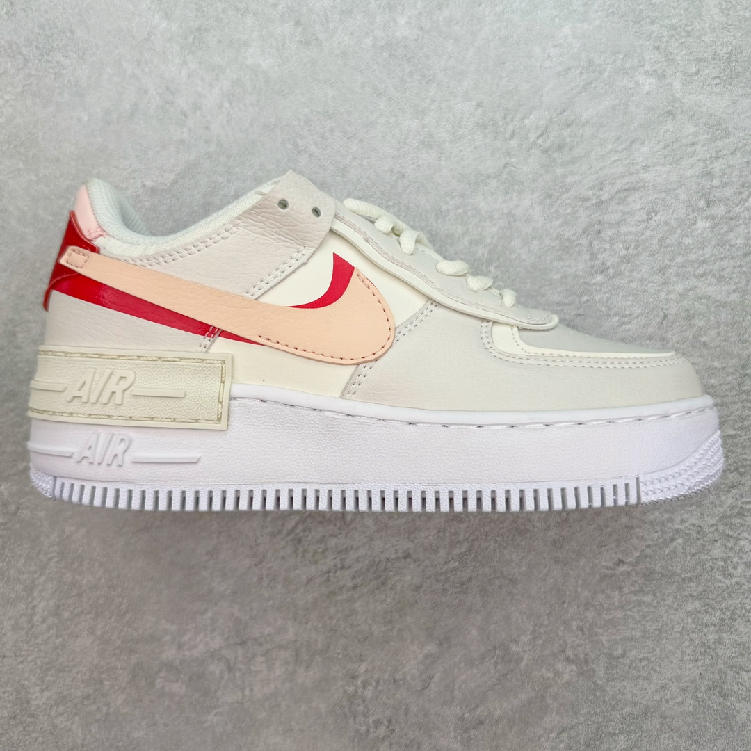 图片[8]-NK WMNS Air Force 1 Shadow 全新少女系解构主义设计 空军一号马卡龙板鞋 鞋款以“双重swoosh标志叠加”为特色，在细节上呈现多层次的设计。以大胆的设计手法，重新演绎这些非凡而鲜明的经典元素，将它们以前卫又优雅的方式突显出来。在各种标志性特征之外又呈现新鲜设计。每一款新作都以女性受众为设计考量，承袭The 1s Reimagined女子鞋款之强势力量，同时坚定一个信念：真正的经典，是在不断的超越与重塑中延续的。尺码：35.5 36 36.5 37.5 38 38.5 39 40-选品中心