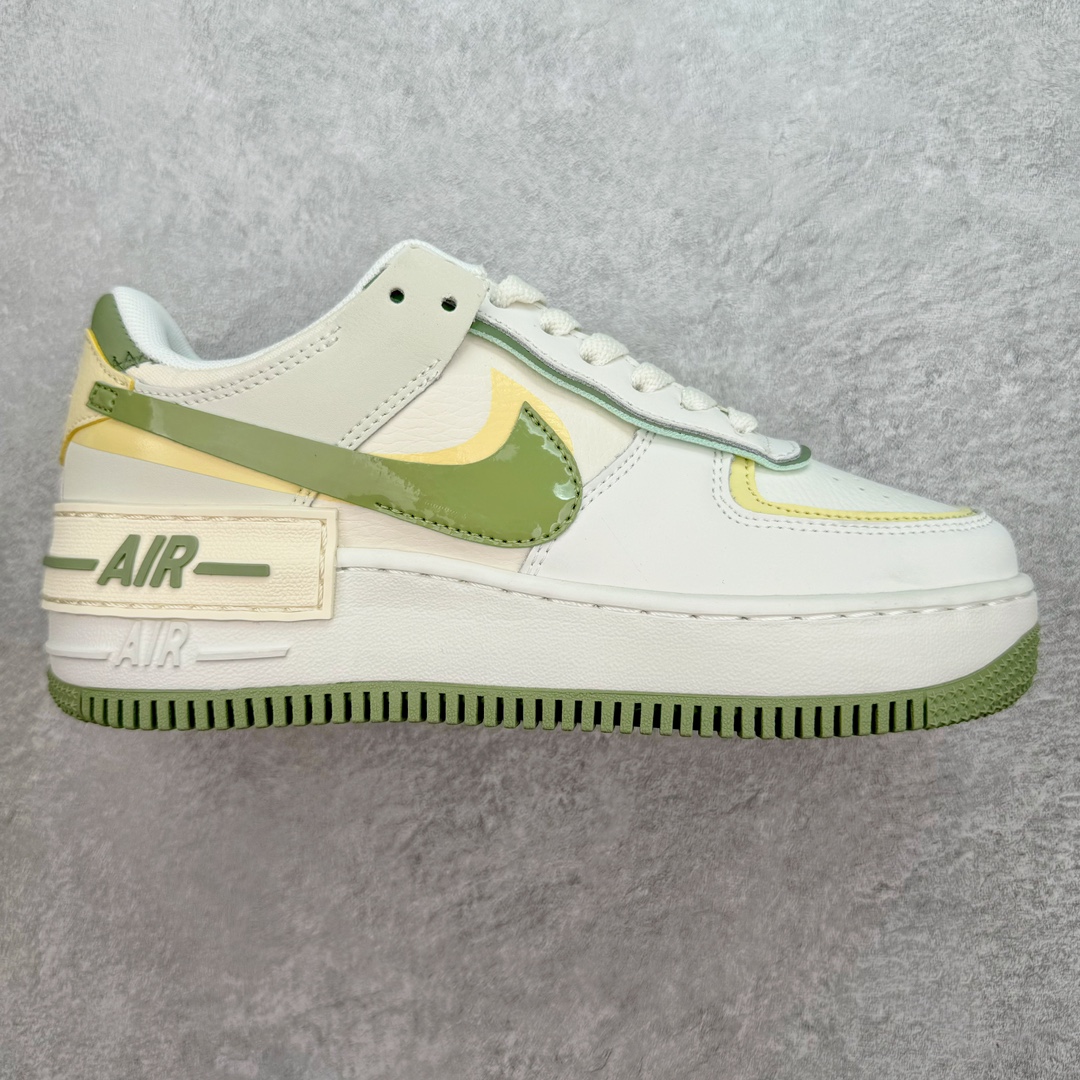 图片[4]-NK WMNS Air Force 1 Shadow 全新少女系解构主义设计 空军一号马卡龙板鞋 鞋款以“双重swoosh标志叠加”为特色，在细节上呈现多层次的设计。以大胆的设计手法，重新演绎这些非凡而鲜明的经典元素，将它们以前卫又优雅的方式突显出来。在各种标志性特征之外又呈现新鲜设计。每一款新作都以女性受众为设计考量，承袭The 1s Reimagined女子鞋款之强势力量，同时坚定一个信念：真正的经典，是在不断的超越与重塑中延续的。尺码：35.5 36 36.5 37.5 38 38.5 39 40-选品中心