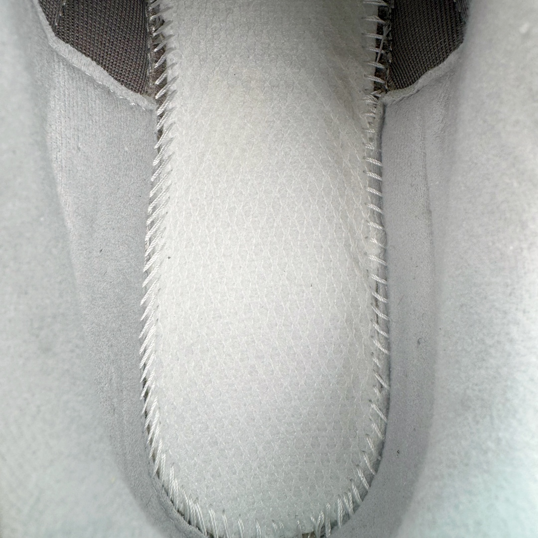 图片[10]-＃G版纯原 New Balance ML2002RC 新百伦潮流复古织物皮革减震防滑耐磨轻便低帮跑步鞋 元祖灰 基于市场现有版本全新升级调整 NB市场最强产物 全套原楦原纸板原厂数据开发 全鞋电脑针车加持 原厂网布 原装进口头层翻毛皮料正确绒感卡色 正确中底拉帮中底网布细节 一比一手工擦旧效果 冲裁组合 匠心打造 耗时两个月开发完成 工艺极其复杂难度可想而知 新开独立私模大底 全网唯一正确做旧组合大底 高端零售专供产物 尺码：36 37 37.5 38 38.5 39.5 40 40.5 41.5 42 42.5 43 44 44.5 45 45.5 46.5 47-选品中心