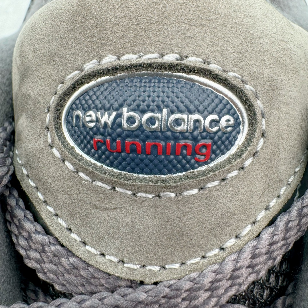 图片[13]-＃G版纯原 New Balance ML2002RA 新百伦潮流复古织物皮革减震防滑耐磨轻便低帮跑步鞋 中灰 基于市场现有版本全新升级调整 NB市场最强产物 全套原楦原纸板原厂数据开发 全鞋电脑针车加持 原厂网布 原装进口头层翻毛皮料正确绒感卡色 正确中底拉帮中底网布细节 一比一手工擦旧效果 冲裁组合 匠心打造 耗时两个月开发完成 工艺极其复杂难度可想而知 新开独立私模大底 全网唯一正确做旧组合大底 高端零售专供产物 尺码：36 37 37.5 38 38.5 39.5 40 40.5 41.5 42 42.5 43 44 44.5 45 45.5 46.5 47-选品中心