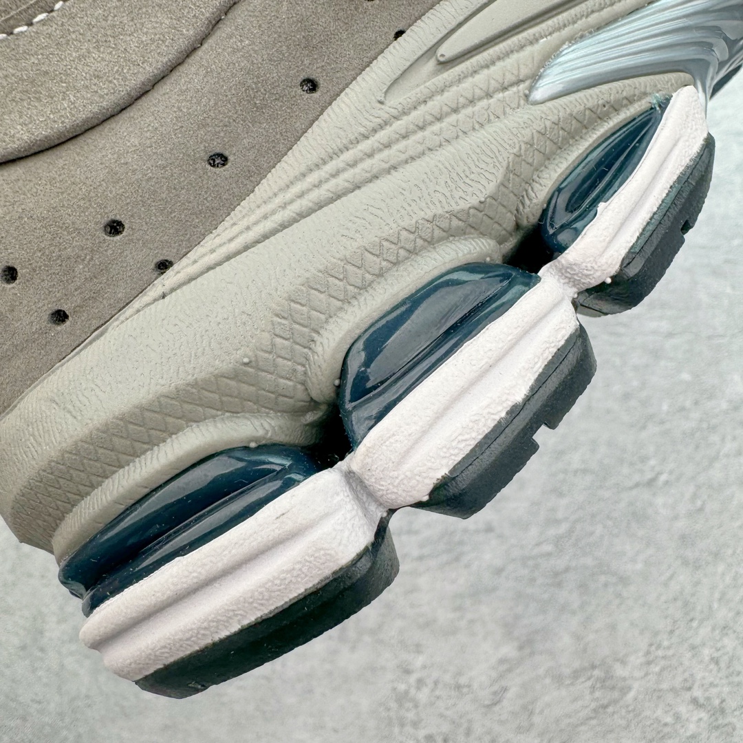 图片[17]-＃G版纯原 New Balance ML2002RA 新百伦潮流复古织物皮革减震防滑耐磨轻便低帮跑步鞋 中灰 基于市场现有版本全新升级调整 NB市场最强产物 全套原楦原纸板原厂数据开发 全鞋电脑针车加持 原厂网布 原装进口头层翻毛皮料正确绒感卡色 正确中底拉帮中底网布细节 一比一手工擦旧效果 冲裁组合 匠心打造 耗时两个月开发完成 工艺极其复杂难度可想而知 新开独立私模大底 全网唯一正确做旧组合大底 高端零售专供产物 尺码：36 37 37.5 38 38.5 39.5 40 40.5 41.5 42 42.5 43 44 44.5 45 45.5 46.5 47-选品中心