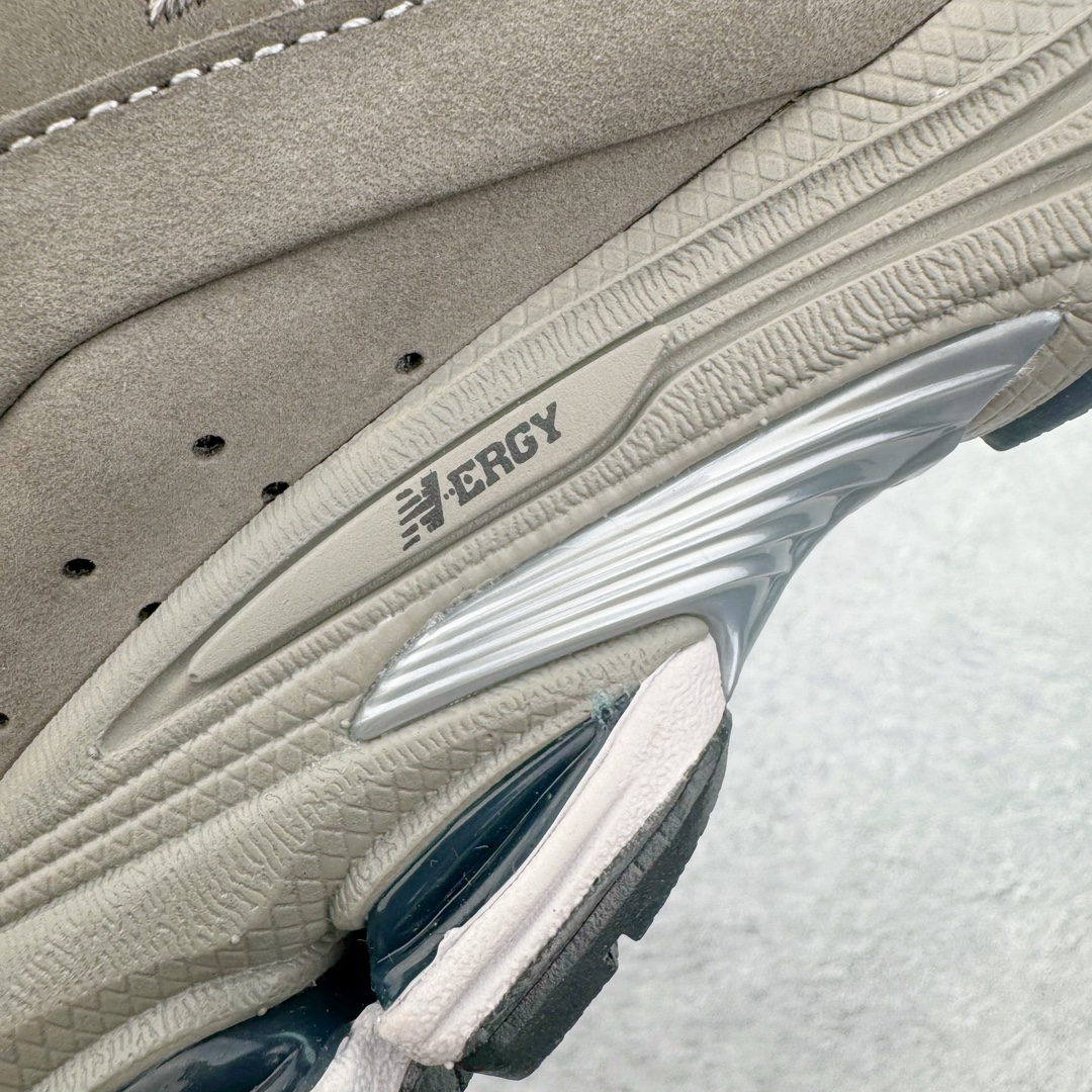 图片[19]-＃G版纯原 New Balance ML2002RA 新百伦潮流复古织物皮革减震防滑耐磨轻便低帮跑步鞋 中灰 基于市场现有版本全新升级调整 NB市场最强产物 全套原楦原纸板原厂数据开发 全鞋电脑针车加持 原厂网布 原装进口头层翻毛皮料正确绒感卡色 正确中底拉帮中底网布细节 一比一手工擦旧效果 冲裁组合 匠心打造 耗时两个月开发完成 工艺极其复杂难度可想而知 新开独立私模大底 全网唯一正确做旧组合大底 高端零售专供产物 尺码：36 37 37.5 38 38.5 39.5 40 40.5 41.5 42 42.5 43 44 44.5 45 45.5 46.5 47-选品中心