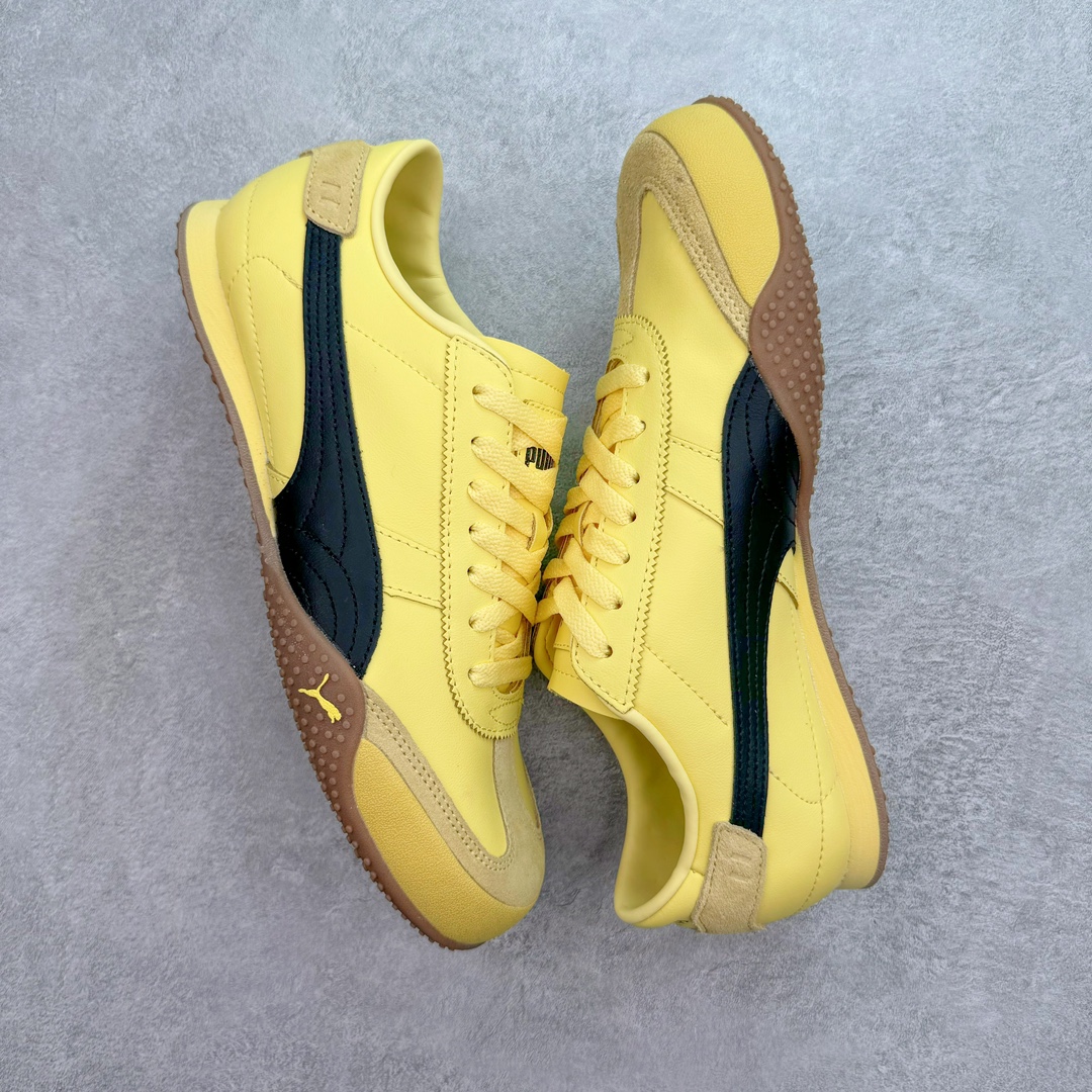 图片[3]-＃GX PUMA Bella UT Low 彪马贝拉UT系列低帮薄底德训复古风经典百搭休闲慢跑鞋 继将 Speedcat OG 带回后，近日 Puma 再以品牌档案室的经典鞋型 Bella OG 为蓝本，推出契合时下薄底球鞋趋势的 Bella UT 鞋款。自 21 世纪初问世以来，Bella OG 鞋型以其独特的薄底设计和上翻外底设计收获了众多年轻拥趸，更是 PUMA DNA 中不可磨灭的经典。此番重新推出的 Bella UT 鞋款，整体鞋面采用上乘皮革材质，并延续 Formstrip 设计语言；鞋头处采用精致的包头设计，搭配麂皮材质提升质感；鞋底部分保留 Bella 鞋款标志性的薄底和点状橡胶外底，上翘的设计包裹鞋面；鞋舌与鞋跟分别点缀美洲狮 Logo 与品牌字母 Logo。值得一提的是，本次 Bella UT 鞋款搭载 SOFTFOAM+ 鞋垫，兼顾美学设计与穿着舒适度。而配色上则提供白、黄、蓝、银、粉五款颜色。尺码：35.5 36 37 37.5 38 39 39.5 40 40.5 41 42 42.5 43 44 44.5 45-选品中心