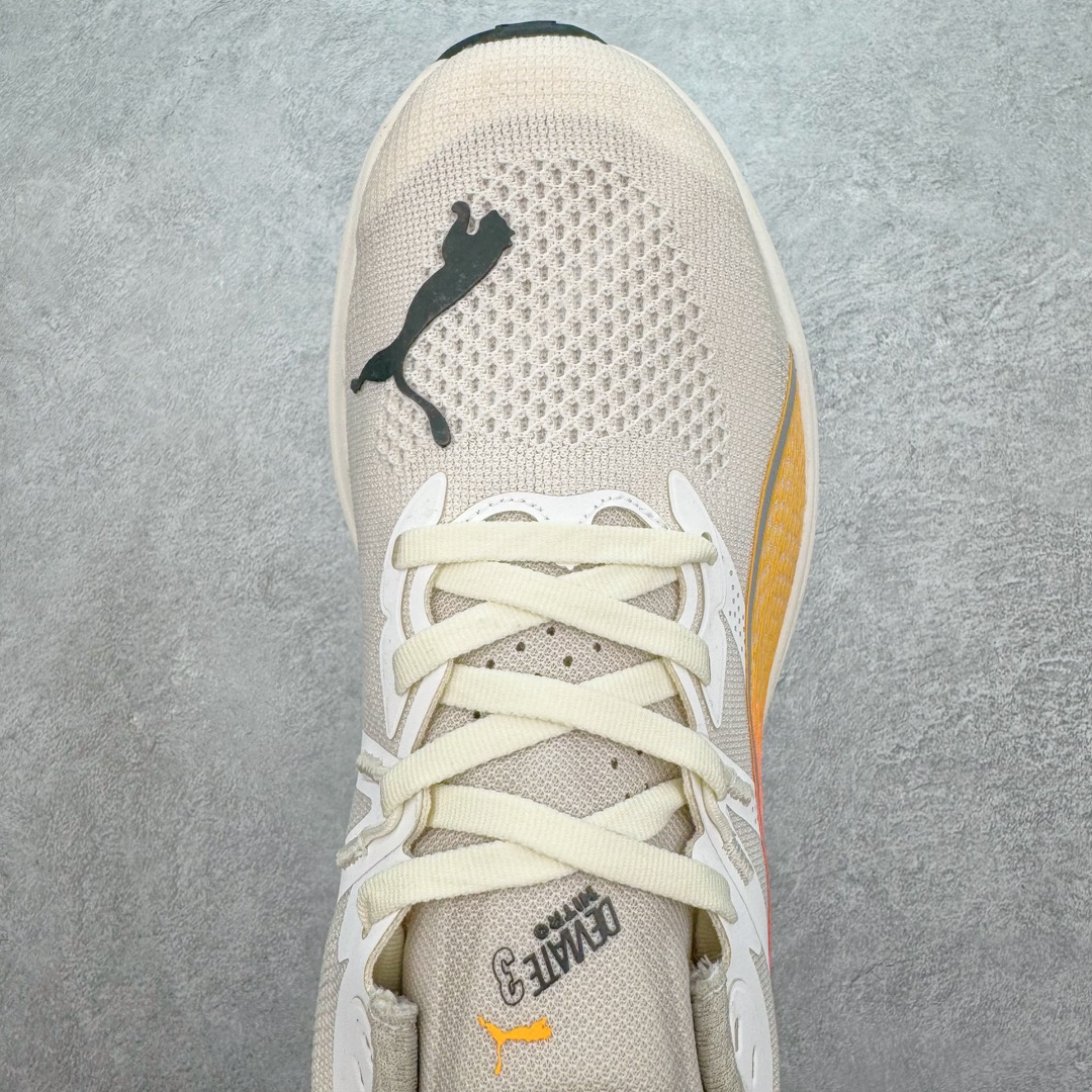 图片[4]-PUMA Deviate NITRO 3 彪马舒适百搭防滑低帮长跑跑步鞋 白黄色 NITRO™ 氮气科技跑鞋已成长为一个庞大的家族，满足不同跑者的细分而又个性化的跑步需求 有兼顾缓震与舒适，也能胜任轻量运动和日常通勤场景的「全能选手」Velocity NITRO™ 3「彪速 3」以及针对大体重跑者，更加强调缓震极限的稳定系跑鞋 Forever Run NITRO™「彪畅」定位兼顾长距离路跑与缓震的「万金油碳板跑鞋」，无论对进阶跑者日常训练，还是新晋跑者比赛 PB，都是绝佳的选择。尺码：36 36.5 37.5 38 38.5 39 40 40.5 41 42 42.5 43 44 44.5 45-选品中心