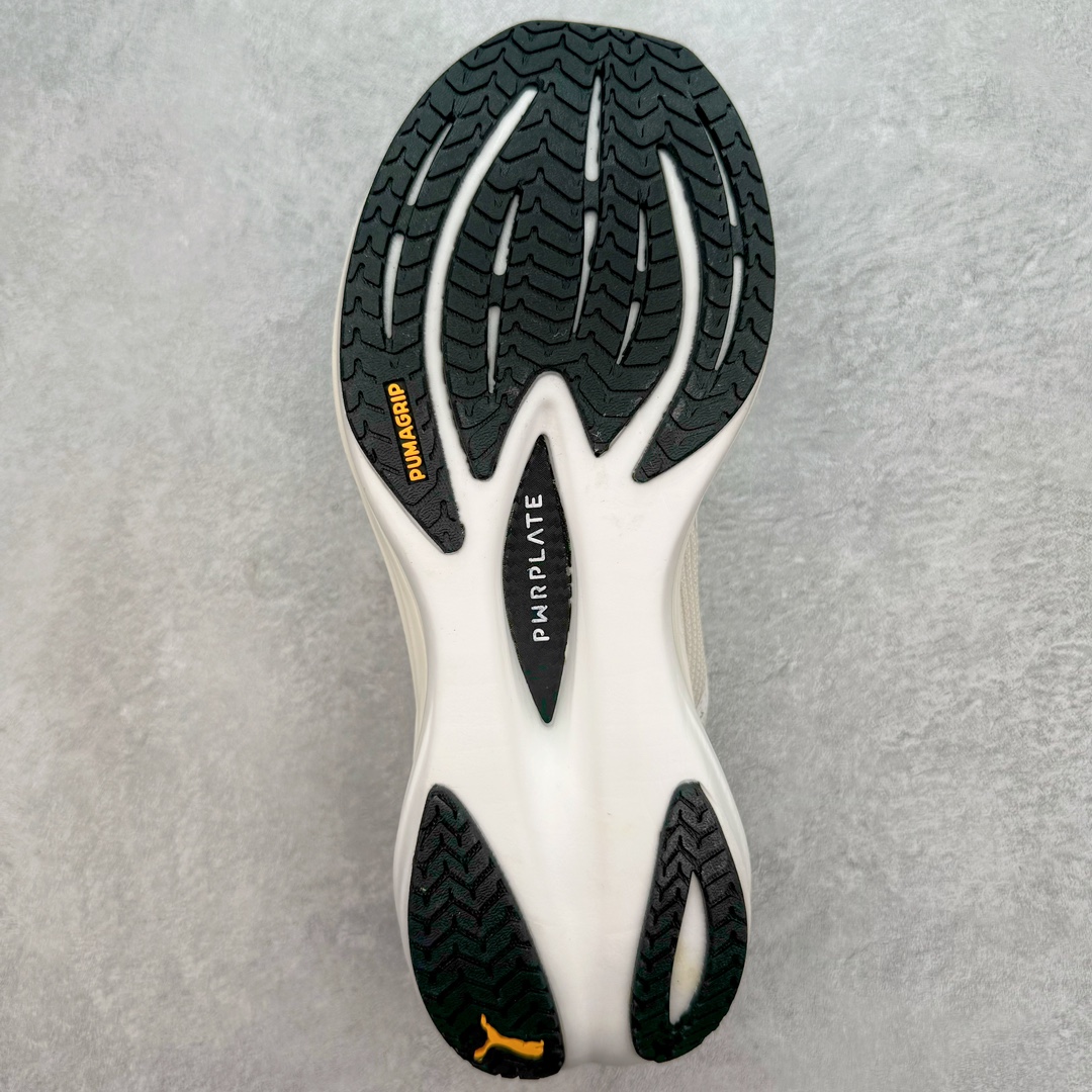 图片[9]-PUMA Deviate NITRO 3 彪马舒适百搭防滑低帮长跑跑步鞋 白黄色 NITRO™ 氮气科技跑鞋已成长为一个庞大的家族，满足不同跑者的细分而又个性化的跑步需求 有兼顾缓震与舒适，也能胜任轻量运动和日常通勤场景的「全能选手」Velocity NITRO™ 3「彪速 3」以及针对大体重跑者，更加强调缓震极限的稳定系跑鞋 Forever Run NITRO™「彪畅」定位兼顾长距离路跑与缓震的「万金油碳板跑鞋」，无论对进阶跑者日常训练，还是新晋跑者比赛 PB，都是绝佳的选择。尺码：36 36.5 37.5 38 38.5 39 40 40.5 41 42 42.5 43 44 44.5 45-选品中心