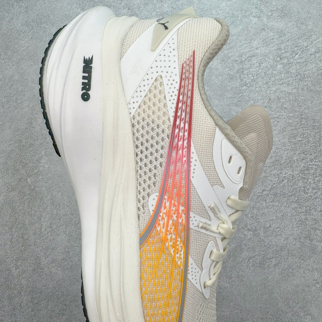 图片[6]-PUMA Deviate NITRO 3 彪马舒适百搭防滑低帮长跑跑步鞋 白黄色 NITRO™ 氮气科技跑鞋已成长为一个庞大的家族，满足不同跑者的细分而又个性化的跑步需求 有兼顾缓震与舒适，也能胜任轻量运动和日常通勤场景的「全能选手」Velocity NITRO™ 3「彪速 3」以及针对大体重跑者，更加强调缓震极限的稳定系跑鞋 Forever Run NITRO™「彪畅」定位兼顾长距离路跑与缓震的「万金油碳板跑鞋」，无论对进阶跑者日常训练，还是新晋跑者比赛 PB，都是绝佳的选择。尺码：36 36.5 37.5 38 38.5 39 40 40.5 41 42 42.5 43 44 44.5 45-选品中心