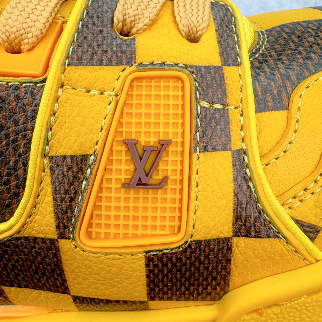 图片[16]-＃GX Louis Vuitton Trainer lv时装走秀运动鞋 实力大厂出品 平台专供 全网最全配色更新最快 最成熟的做工稳定的品控 完美鞋型超高的清洁度 零毛边线头瑕疵 全套原楦原纸版原鞋开模 全网最具灵魂的版型 正确原装黄色鞋盒 正确中底印花 鞋面印花3D高频深度立体 全鞋电脑针车 紧密相连 针距密度一致 环保乳胶注塑鞋垫 厚度脚感还原原版 皮面裁剪部位 统一油边封口工艺 原装橡胶大底含胶量大底组合零偏差 专柜全套包装 防尘袋 说明书 质保卡 男女鞋 尺码：35 36 37 38 39 40 41 42 43 44 45-选品中心