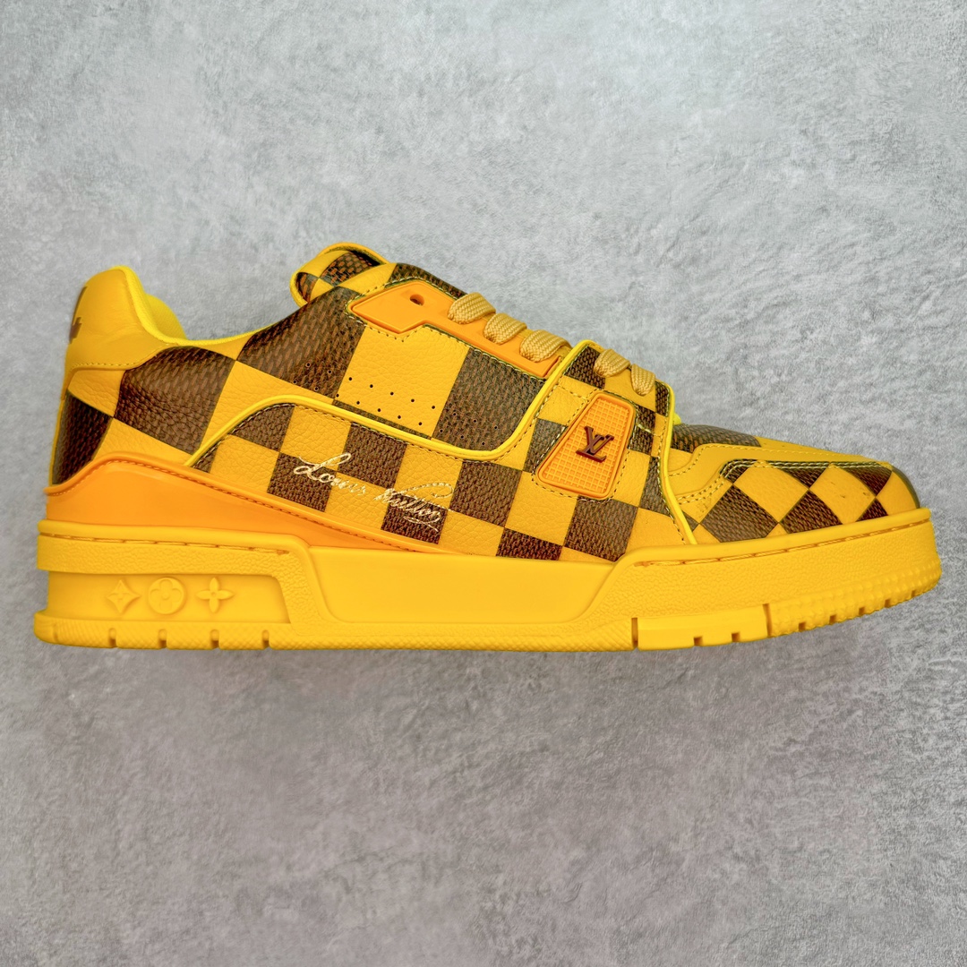 ＃GX Louis Vuitton Trainer lv时装走秀运动鞋 实力大厂出品 平台专供 全网最全配色更新最快 最成熟的做工稳定的品控 完美鞋型超高的清洁度 零毛边线头瑕疵 全套原楦原纸版原鞋开模 全网最具灵魂的版型 正确原装黄色鞋盒 正确中底印花 鞋面印花3D高频深度立体 全鞋电脑针车 紧密相连 针距密度一致 环保乳胶注塑鞋垫 厚度脚感还原原版 皮面裁剪部位 统一油边封口工艺 原装橡胶大底含胶量大底组合零偏差 专柜全套包装 防尘袋 说明书 质保卡 男女鞋 尺码：35 36 37 38 39 40 41 42 43 44 45-选品中心