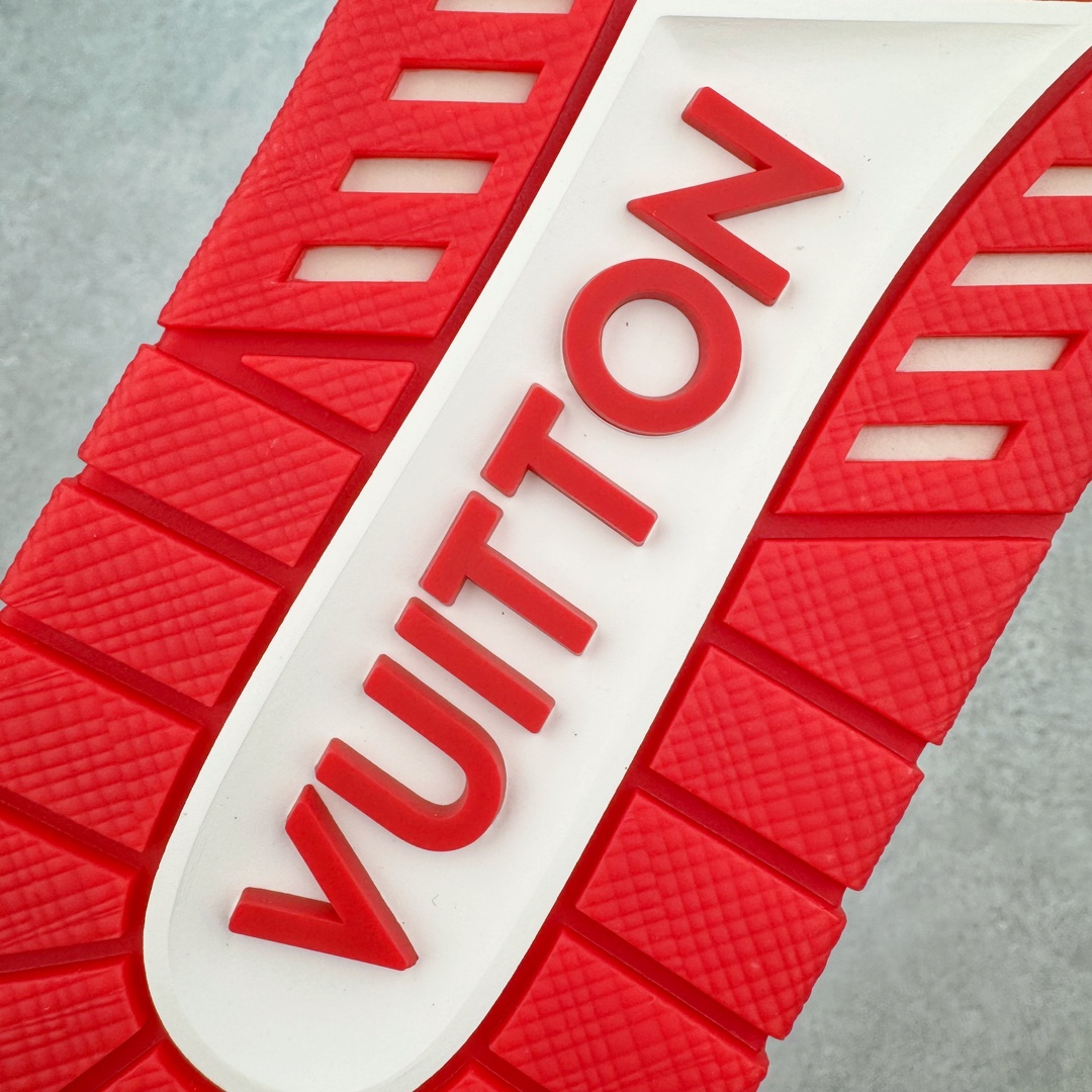 图片[19]-＃FS顶级特价 Louis Vuitton Trainer lv时装走秀运动鞋 实力大厂出品 平台专供 成熟的做工稳定的品控 完美鞋型超高的清洁度 零毛边线头瑕疵 全套原楦原纸版原鞋开模 全网最具灵魂的版型 正确原装黄色鞋盒 正确中底印花 鞋面印花3D高频深度立体 全鞋电脑针车 紧密相连 针距密度一致 环保乳胶注塑鞋垫 厚度脚感还原原版 皮面裁剪部位 统一油边封口工艺 原装橡胶大底含胶量大底组合零偏差 专柜全套包装 防尘袋 说明书 质保卡 男女鞋 尺码：35 36 37 38 39 40 41 42 43 44 45-选品中心