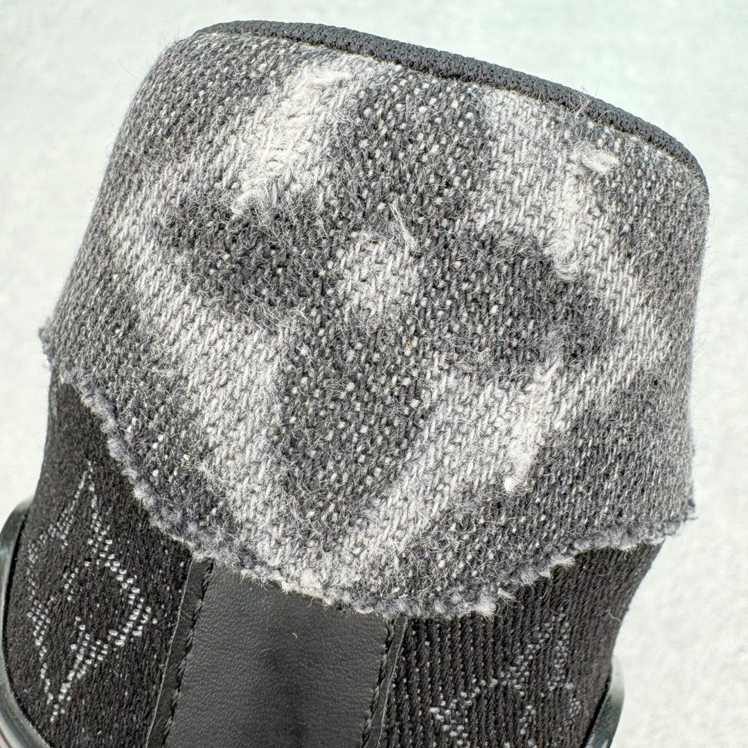 图片[10]-＃FS顶级特价 Louis Vuitton Trainer lv时装走秀运动鞋 实力大厂出品 平台专供 成熟的做工稳定的品控 完美鞋型超高的清洁度 零毛边线头瑕疵 全套原楦原纸版原鞋开模 全网最具灵魂的版型 正确原装黄色鞋盒 正确中底印花 鞋面印花3D高频深度立体 全鞋电脑针车 紧密相连 针距密度一致 环保乳胶注塑鞋垫 厚度脚感还原原版 皮面裁剪部位 统一油边封口工艺 原装橡胶大底含胶量大底组合零偏差 专柜全套包装 防尘袋 说明书 质保卡 男女鞋 尺码：35 36 37 38 39 40 41 42 43 44 45-选品中心