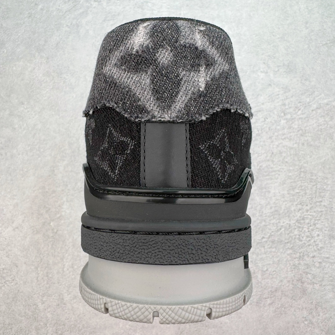 Louis Vuitton Trainer