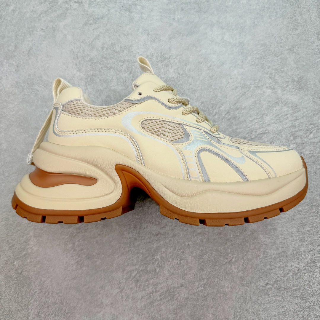 GG-CC赵露思同款 2024夏季透气镂空网面老爹鞋系列 广东大厂出品 纯原正确版本 时髦look轻松定格 不费力展现率性氛围 酷帅机能风不规则设计 7cm增高厚底 大长腿既视感轻松拿捏 尺码:35 36 37 38 39 40-选品中心