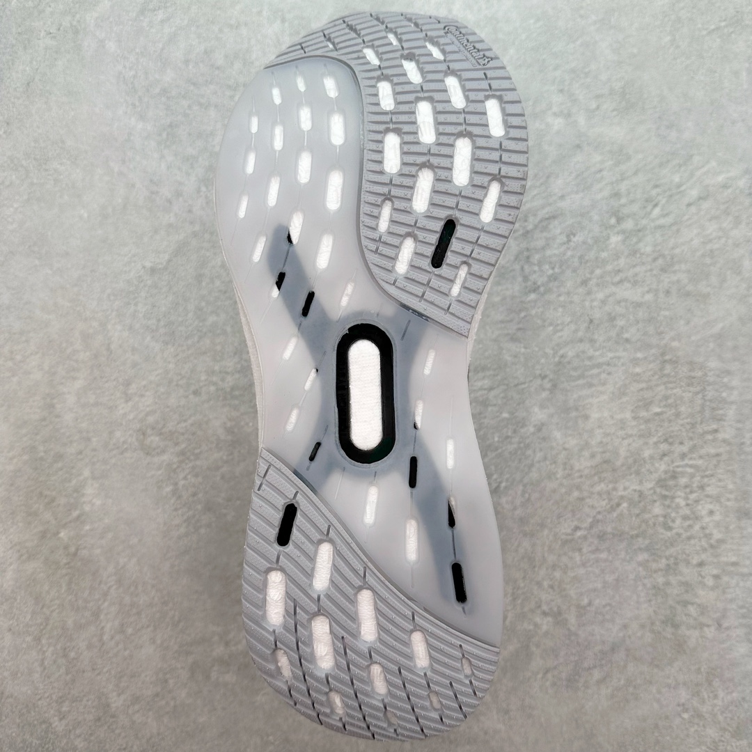 图片[9]-＃纯原 AD Ultra Boost 5X 2025高性能版5X系列UB低帮袜套式针织透气缓震休闲运动慢跑鞋 全新Ultraboost 5X官宣，颠覆以往，迎来该系列自2015年首次亮相最大一次革新！从鞋面到中底配置都有新的突破，跟着小编一同探究“阿迪UB有史以来最大升级”！Ultraboost 5X革新中底配置，采用LightBoost V2泡沫，与Ultraboost Light相比，前掌能量反馈增加2%。与此同时“加厚不增重”，中底相较于上一代更轻，让跑者每一次迈步都能得到更柔软、更澎湃的能量反馈。搭配X形“Torsion System”扭转系统，助力跑者从落地到脚趾离地过程的平稳过渡。Ultraboost 5X升级中足锁定性能，革新Mono Primeknit自适应鞋面配置，搭配轻质无笼鞋面结构，更加贴合跑者脚部。大底由Continental™橡胶制成，更耐磨，抓地力更出色。Adidas全新推出ULTRABOOST 5X，专注日常跑步，适用于任何级别的跑者，无距离门槛限制。兼具有氧跑、中短距离慢跑、节奏跑、间歇跑、日常通勤等各种场景，ULTRABOOST 5X都能给你带来优质的跑步体验。尺码：39⅓ 40 40⅔ 41⅓ 42 42⅔ 43⅓ 44 44⅔ 45 46 47⅔ 48-选品中心