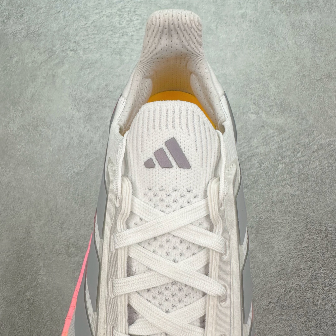 图片[5]-＃纯原 AD Ultra Boost 5X 2025高性能版5X系列UB低帮袜套式针织透气缓震休闲运动慢跑鞋 全新Ultraboost 5X官宣，颠覆以往，迎来该系列自2015年首次亮相最大一次革新！从鞋面到中底配置都有新的突破，跟着小编一同探究“阿迪UB有史以来最大升级”！Ultraboost 5X革新中底配置，采用LightBoost V2泡沫，与Ultraboost Light相比，前掌能量反馈增加2%。与此同时“加厚不增重”，中底相较于上一代更轻，让跑者每一次迈步都能得到更柔软、更澎湃的能量反馈。搭配X形“Torsion System”扭转系统，助力跑者从落地到脚趾离地过程的平稳过渡。Ultraboost 5X升级中足锁定性能，革新Mono Primeknit自适应鞋面配置，搭配轻质无笼鞋面结构，更加贴合跑者脚部。大底由Continental™橡胶制成，更耐磨，抓地力更出色。Adidas全新推出ULTRABOOST 5X，专注日常跑步，适用于任何级别的跑者，无距离门槛限制。兼具有氧跑、中短距离慢跑、节奏跑、间歇跑、日常通勤等各种场景，ULTRABOOST 5X都能给你带来优质的跑步体验。尺码：39⅓ 40 40⅔ 41⅓ 42 42⅔ 43⅓ 44 44⅔ 45 46 47⅔ 48-选品中心