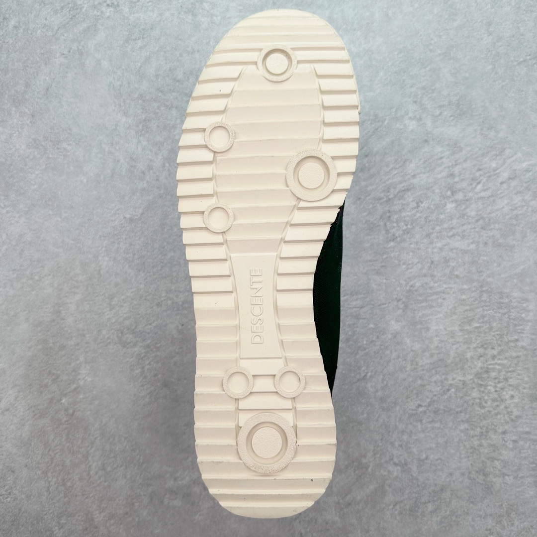 图片[9]-＃纯原 DESCENTE CHRON 迪桑特复古运动一脚蹬帆布鞋透气休闲鞋 轻松方便的一脚蹬设计 搭配轻质弹性鞋底 脚感舒适 简洁的帆布鞋面设计适用于多场景穿搭 尺码：36 36.5 37.5 38 38.5 39 40 40.5 41 42 42.5 43 44 44.5 45-选品中心