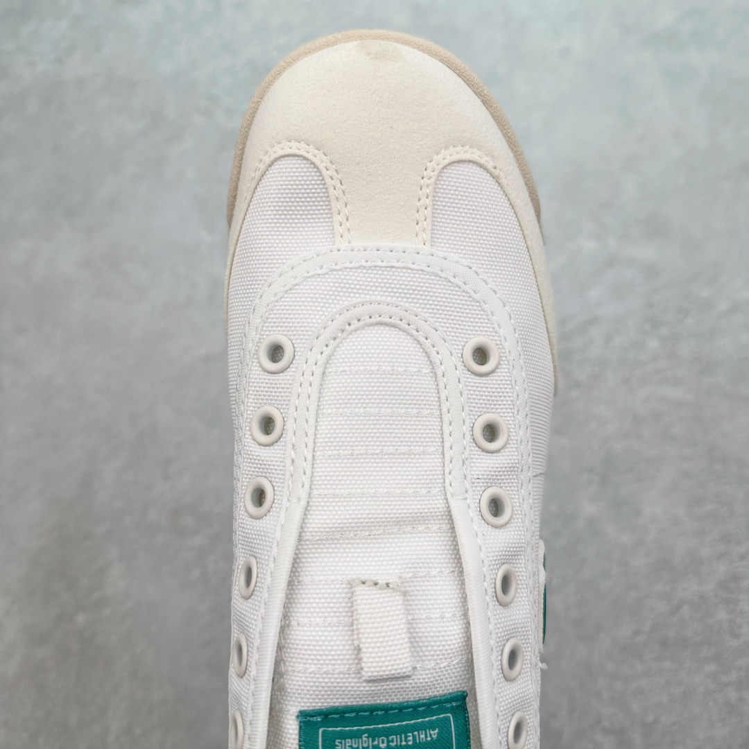 图片[4]-＃纯原 DESCENTE CHRON 迪桑特复古运动一脚蹬帆布鞋透气休闲鞋 轻松方便的一脚蹬设计 搭配轻质弹性鞋底 脚感舒适 简洁的帆布鞋面设计适用于多场景穿搭 尺码：36 36.5 37.5 38 38.5 39 40 40.5 41 42 42.5 43 44 44.5 45-选品中心