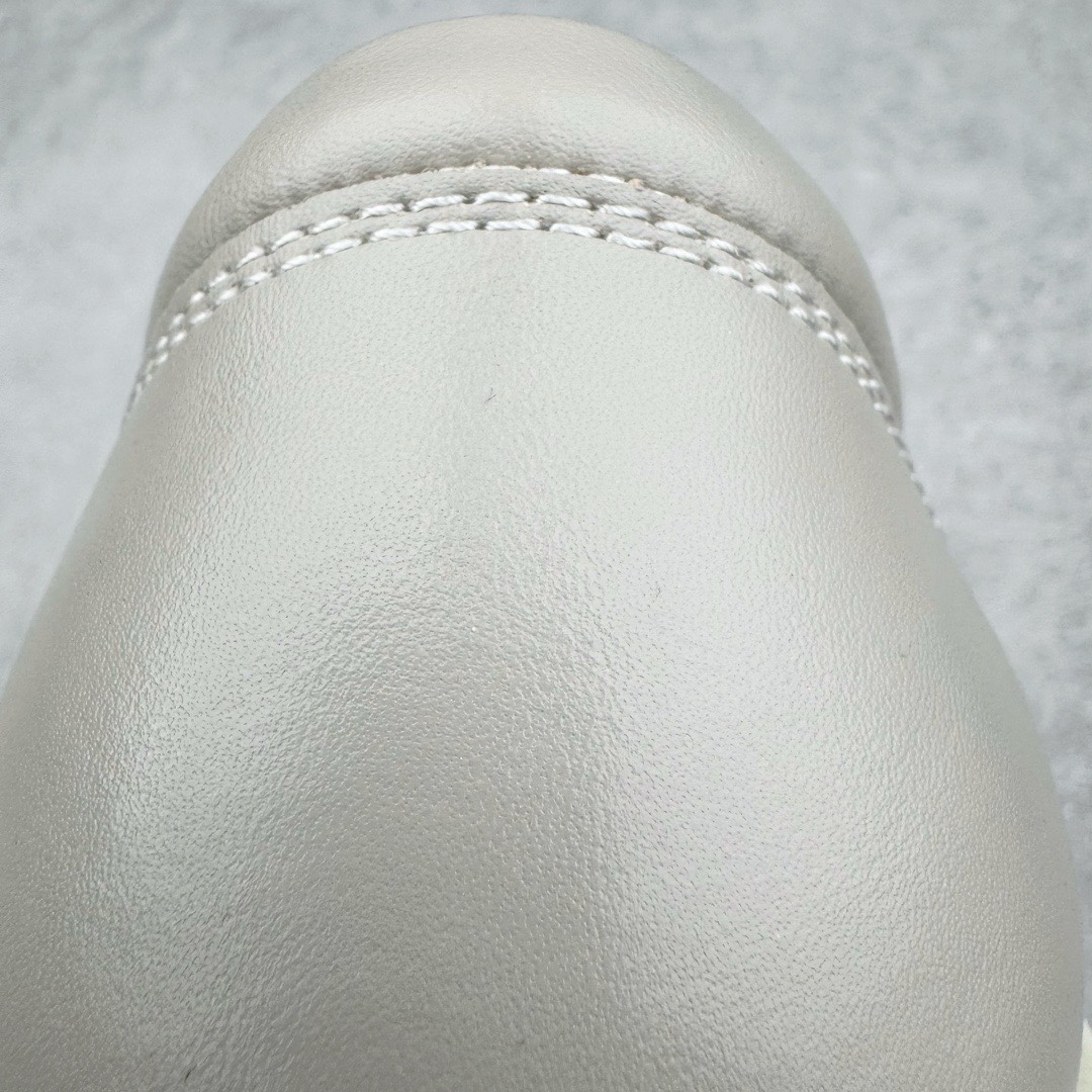 图片[16]-＃DG纯原 Rick Owens Edfu 瑞克·欧文斯低帮皮面时尚运动板鞋 灰白 二级市场已经7K以上 平台客户随意卖四位数 RO广东原厂出品 纯原天花板 原版一比一复刻 冲正绝不翻车 还原度达到百分之98以上 原楦开发纸版版型 ZP拆解原版1：1复模裁片纸版 力求做到0错位 这样才能达到和zp一致的鞋型味道 采用进口cnc数控机床开发对版独家tpu奶香大底 区别于市场所有版本 zp同源全头层粒面小牛皮 达到和zp一致手感 原厂进口细纹布 万邦订购原厂高弹粉红色海绵 内里搭配软质细腻羊皮 TPU高密度大底 软硬度透光度高已经测试和原版一致 尺码：36 37 38 39 40 41 42 43 44 45 46-选品中心