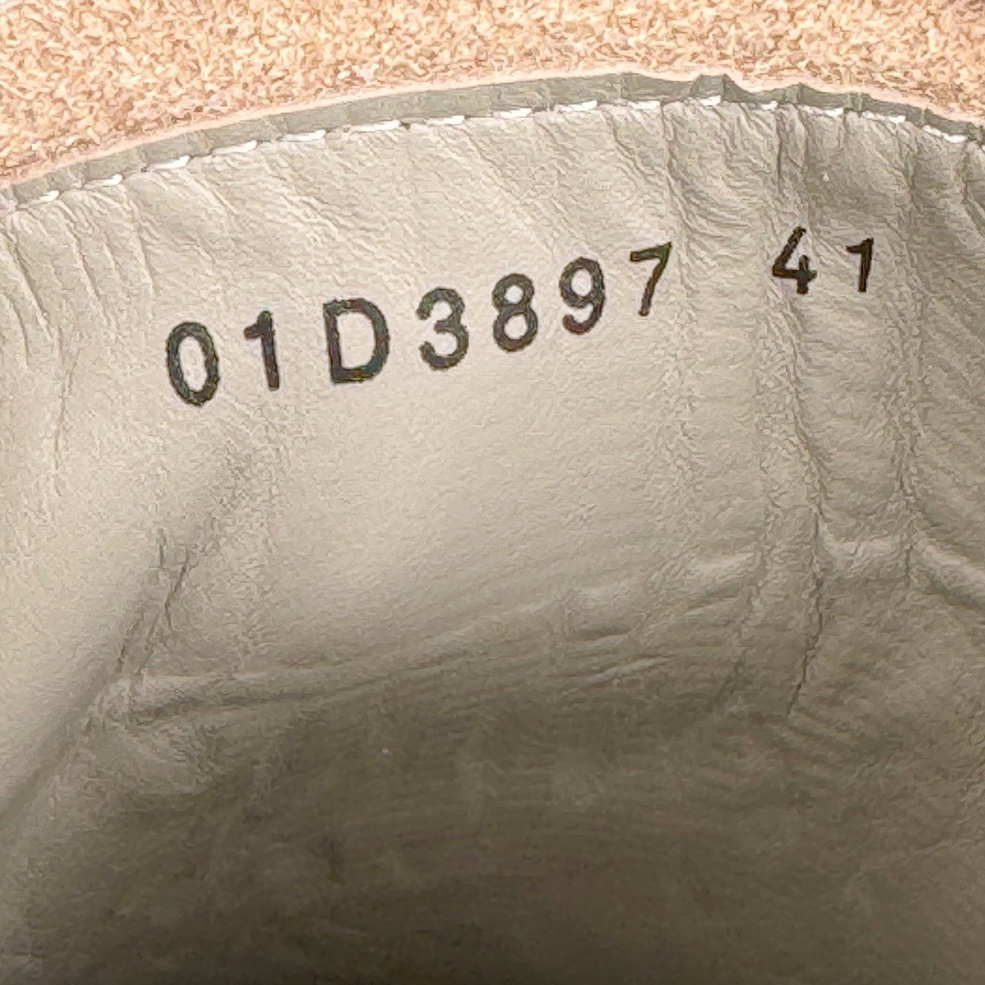 图片[19]-＃DG纯原 Rick Owens Edfu 瑞克·欧文斯低帮皮面时尚运动板鞋 灰白 二级市场已经7K以上 平台客户随意卖四位数 RO广东原厂出品 纯原天花板 原版一比一复刻 冲正绝不翻车 还原度达到百分之98以上 原楦开发纸版版型 ZP拆解原版1：1复模裁片纸版 力求做到0错位 这样才能达到和zp一致的鞋型味道 采用进口cnc数控机床开发对版独家tpu奶香大底 区别于市场所有版本 zp同源全头层粒面小牛皮 达到和zp一致手感 原厂进口细纹布 万邦订购原厂高弹粉红色海绵 内里搭配软质细腻羊皮 TPU高密度大底 软硬度透光度高已经测试和原版一致 尺码：36 37 38 39 40 41 42 43 44 45 46-选品中心