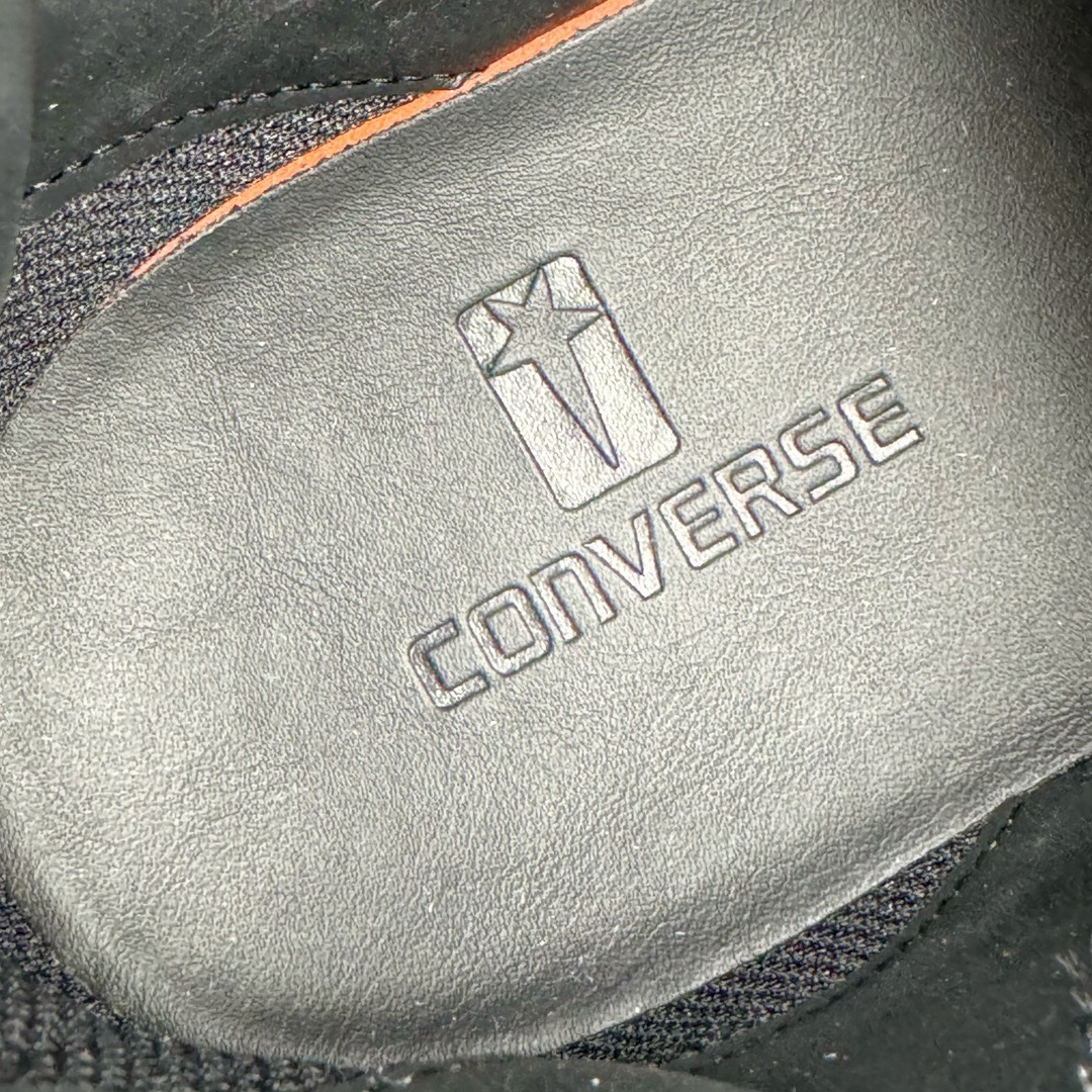 图片[16]-＃DG纯原 Rick Owens DRKSHDW x Converse TURBODRK Weapon RO瑞克欧文斯匡威联名摩登厚底运动板鞋 黑白 以 80 年代的经典篮球鞋 Weapon 为灵感 带来新诠释 超厚鞋底 高帮鞋身以及夸张的鞋舌设计都充满 Rick Owens 式的美学 原厂楦头纸板裁片完全1：1对位复模 这样最后合模拼接的时候鞋型才能以最完美的形态展现 区别于市面上所有看图做货版本 导致整个鞋型完全不对味 臃肿肥胖 根本没有展现出原版的味道 原版的灵魂就在五角星的位置 不同码数上的比例是有区别的 原版整体是修长的 皮料根据原厂色号经过了历时 3个月无数次修改 终于调整到和原版最为接近的同色摔纹荔枝皮 因为毕竟官方多次补货 官方的皮料颜色或多或少都会有稍微的色差 属于正常现象 我们买回来的几双正品样板也会有区别 鞋底模具重新开模 独立私模三色tpu橡胶组合大底 1个码数一套模具 这样做的好处的码数比较合脚 区别市场上共码普通版本 单色同色橡胶大底 尺码：35 36 37 38 38.5 39 40 40.5 41 42 42.5 43 44 44.5 45 46-选品中心