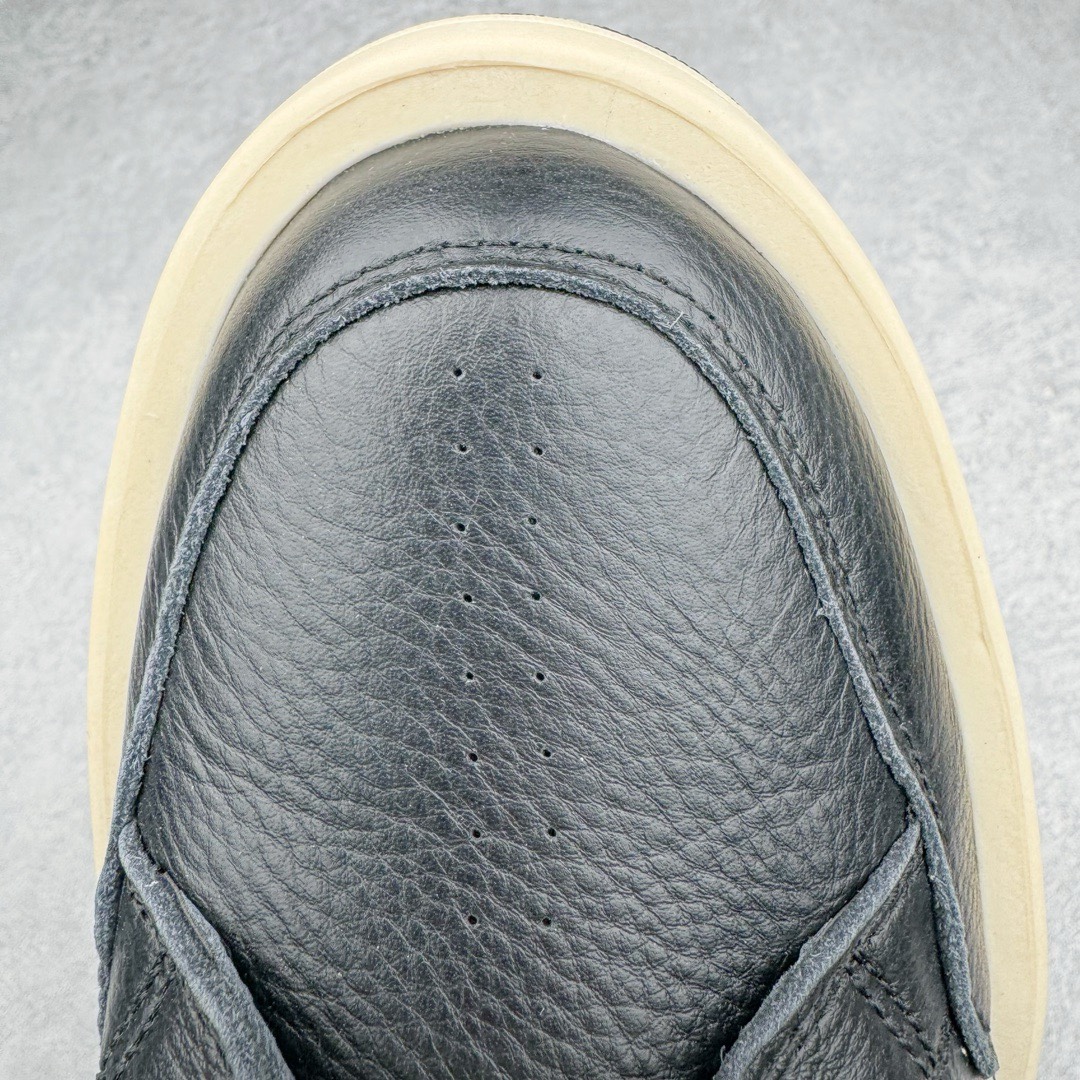 图片[11]-＃DG纯原 Rick Owens DRKSHDW x Converse TURBODRK Weapon RO瑞克欧文斯匡威联名摩登厚底运动板鞋 黑白 以 80 年代的经典篮球鞋 Weapon 为灵感 带来新诠释 超厚鞋底 高帮鞋身以及夸张的鞋舌设计都充满 Rick Owens 式的美学 原厂楦头纸板裁片完全1：1对位复模 这样最后合模拼接的时候鞋型才能以最完美的形态展现 区别于市面上所有看图做货版本 导致整个鞋型完全不对味 臃肿肥胖 根本没有展现出原版的味道 原版的灵魂就在五角星的位置 不同码数上的比例是有区别的 原版整体是修长的 皮料根据原厂色号经过了历时 3个月无数次修改 终于调整到和原版最为接近的同色摔纹荔枝皮 因为毕竟官方多次补货 官方的皮料颜色或多或少都会有稍微的色差 属于正常现象 我们买回来的几双正品样板也会有区别 鞋底模具重新开模 独立私模三色tpu橡胶组合大底 1个码数一套模具 这样做的好处的码数比较合脚 区别市场上共码普通版本 单色同色橡胶大底 尺码：35 36 37 38 38.5 39 40 40.5 41 42 42.5 43 44 44.5 45 46-选品中心