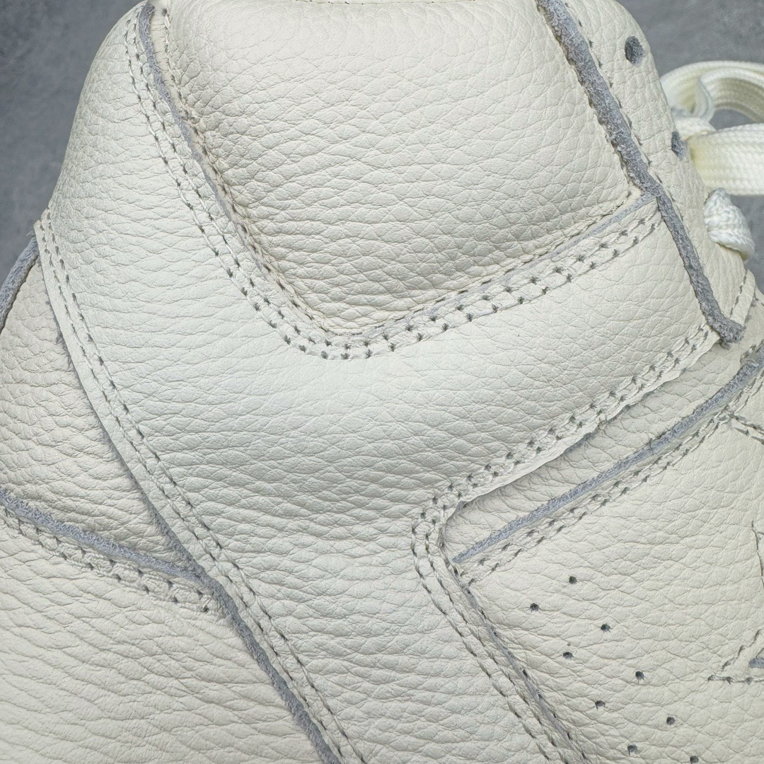 图片[13]-＃DG纯原 Rick Owens DRKSHDW x Converse TURBODRK Weapon RO瑞克欧文斯匡威联名摩登厚底运动板鞋 象牙白 以 80 年代的经典篮球鞋 Weapon 为灵感 带来新诠释 超厚鞋底 高帮鞋身以及夸张的鞋舌设计都充满 Rick Owens 式的美学 原厂楦头纸板裁片完全1：1对位复模 这样最后合模拼接的时候鞋型才能以最完美的形态展现 区别于市面上所有看图做货版本 导致整个鞋型完全不对味 臃肿肥胖 根本没有展现出原版的味道 原版的灵魂就在五角星的位置 不同码数上的比例是有区别的 原版整体是修长的 皮料根据原厂色号经过了历时 3个月无数次修改 终于调整到和原版最为接近的同色摔纹荔枝皮 因为毕竟官方多次补货 官方的皮料颜色或多或少都会有稍微的色差 属于正常现象 我们买回来的几双正品样板也会有区别 鞋底模具重新开模 独立私模三色tpu橡胶组合大底 1个码数一套模具 这样做的好处的码数比较合脚 区别市场上共码普通版本 单色同色橡胶大底 尺码：35 36 37 38 38.5 39 40 40.5 41 42 42.5 43 44 44.5 45 46-选品中心