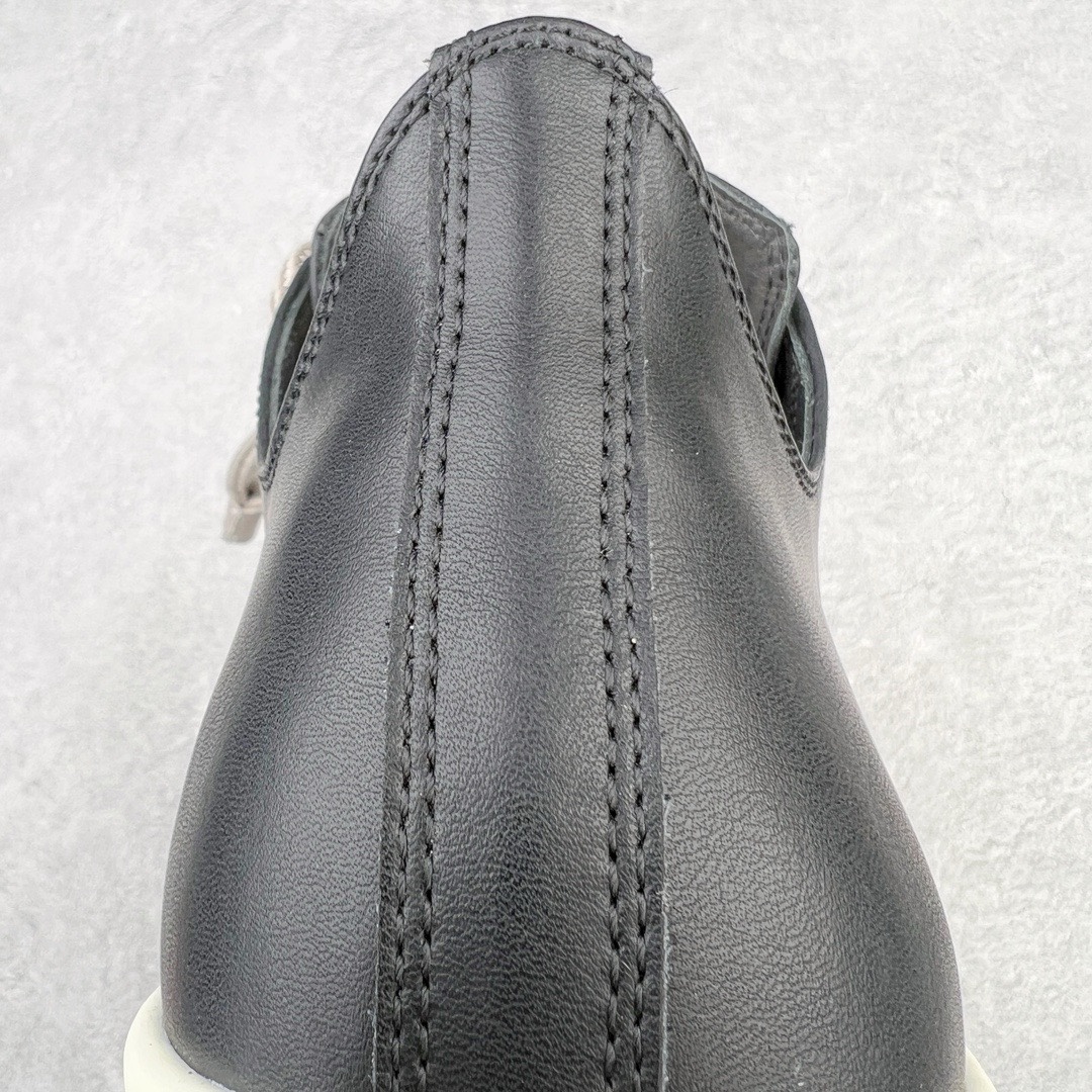 图片[12]-＃DG纯原 Rick Owens Drkshdw 瑞克·欧文斯低帮皮面时尚运动板鞋 黑白 二级市场已经7K以上 平台客户随意卖四位数 RO广东原厂出品 纯原天花板 原版一比一复刻 冲正绝不翻车 还原度达到百分之98以上 原楦开发纸版版型 ZP拆解原版1：1复模裁片纸版 力求做到0错位 这样才能达到和zp一致的鞋型味道 采用进口cnc数控机床开发对版独家tpu奶香大底 区别于市场所有版本 zp同源全头层粒面小牛皮 达到和zp一致手感 原厂进口细纹布 万邦订购原厂高弹粉红色海绵 内里搭配软质细腻羊皮 TPU高密度大底 软硬度透光度高已经测试和原版一致 尺码：36 37 38 39 40 41 42 43 44 45 46-选品中心