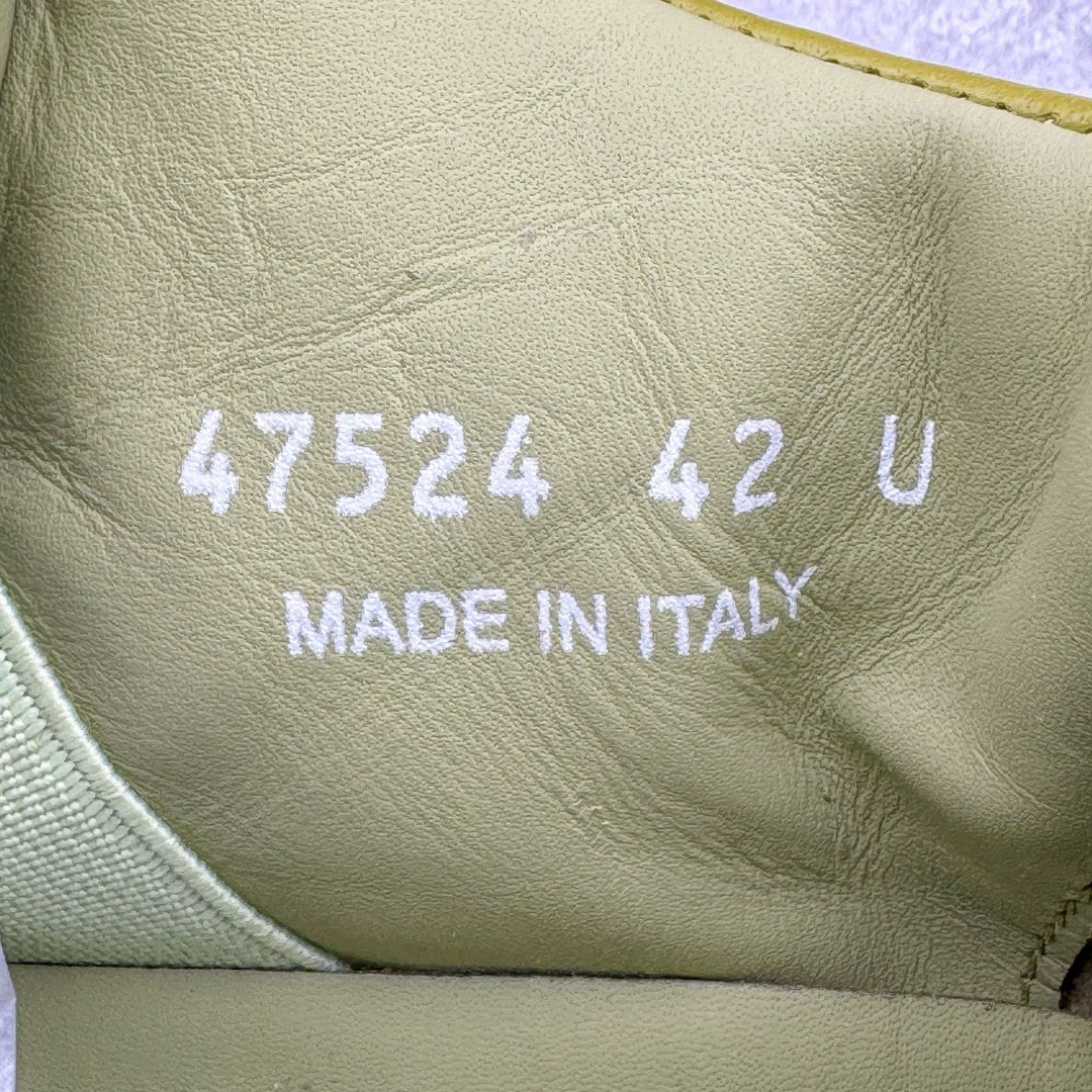 图片[18]-＃DG纯原 Rick Owens FW23 LUXOR 瑞克·欧文斯低帮皮面时尚运动板鞋面包鞋 牛油果绿 二级市场已经7K以上 平台客户随意卖四位数 RO广东原厂出品 纯原天花板 原版一比一复刻 冲正绝不翻车 还原度达到百分之98以上 原楦开发纸版版型 ZP拆解原版1：1复模裁片纸版 力求做到0错位 这样才能达到和zp一致的鞋型味道 采用进口cnc数控机床开发对版独家tpu奶香大底 区别于市场所有版本 zp同源定制尼龙布 达到和zp一致手感 原厂进口细纹布 万邦订购原厂高弹粉红色海绵 内里搭配软质细腻羊皮 TPU高密度大底 软硬度透光度高已经测试和原版一致 尺码：36 37 38 39 40 41 42 43 44 45 46-选品中心