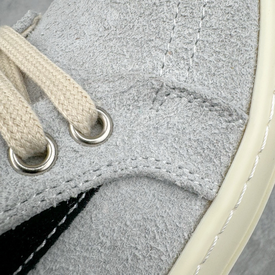 图片[12]-＃DG纯原 Rick Owens Edfu 瑞克·欧文斯低帮皮面时尚运动板鞋 灰黑 二级市场已经7K以上 平台客户随意卖四位数 RO广东原厂出品 纯原天花板 原版一比一复刻 冲正绝不翻车 还原度达到百分之98以上 原楦开发纸版版型 ZP拆解原版1：1复模裁片纸版 力求做到0错位 这样才能达到和zp一致的鞋型味道 采用进口cnc数控机床开发对版独家tpu奶香大底 区别于市场所有版本 zp同源全头层粒面小牛皮 达到和zp一致手感 原厂进口细纹布 万邦订购原厂高弹粉红色海绵 内里搭配软质细腻羊皮 TPU高密度大底 软硬度透光度高已经测试和原版一致 尺码：36 37 38 39 40 41 42 43 44 45 46-选品中心