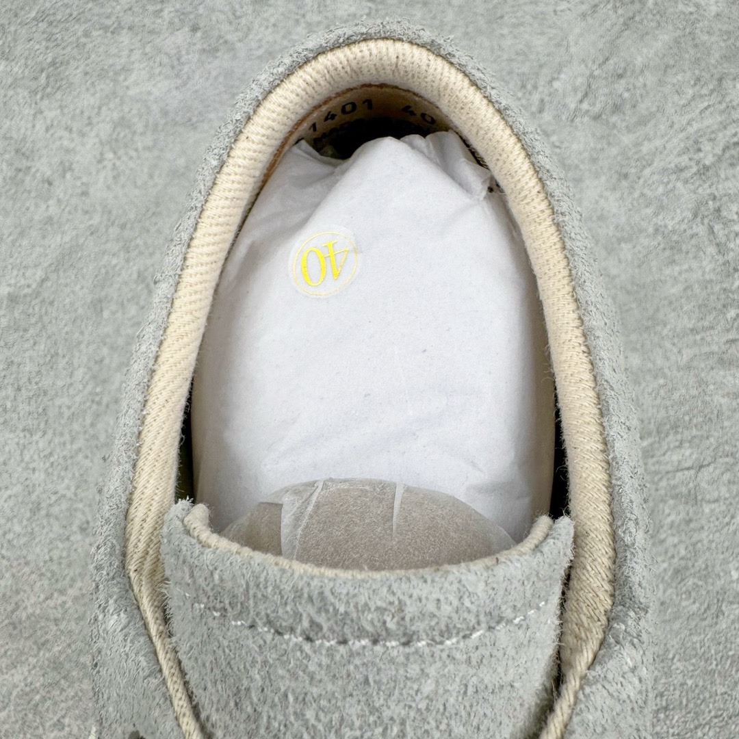 图片[14]-＃DG纯原 Rick Owens Edfu 瑞克·欧文斯低帮皮面时尚运动板鞋 灰黑 二级市场已经7K以上 平台客户随意卖四位数 RO广东原厂出品 纯原天花板 原版一比一复刻 冲正绝不翻车 还原度达到百分之98以上 原楦开发纸版版型 ZP拆解原版1：1复模裁片纸版 力求做到0错位 这样才能达到和zp一致的鞋型味道 采用进口cnc数控机床开发对版独家tpu奶香大底 区别于市场所有版本 zp同源全头层粒面小牛皮 达到和zp一致手感 原厂进口细纹布 万邦订购原厂高弹粉红色海绵 内里搭配软质细腻羊皮 TPU高密度大底 软硬度透光度高已经测试和原版一致 尺码：36 37 38 39 40 41 42 43 44 45 46-选品中心