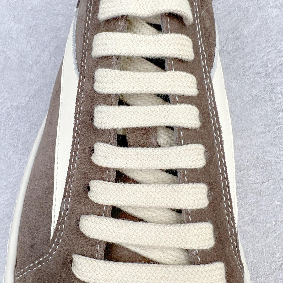 图片[12]-＃DG纯原 Rick Owens Edfu 瑞克·欧文斯低帮皮面时尚运动板鞋 摩卡 二级市场已经7K以上 平台客户随意卖四位数 RO广东原厂出品 纯原天花板 原版一比一复刻 冲正绝不翻车 还原度达到百分之98以上 原楦开发纸版版型 ZP拆解原版1：1复模裁片纸版 力求做到0错位 这样才能达到和zp一致的鞋型味道 采用进口cnc数控机床开发对版独家tpu奶香大底 区别于市场所有版本 zp同源全头层粒面小牛皮 达到和zp一致手感 原厂进口细纹布 万邦订购原厂高弹粉红色海绵 内里搭配软质细腻羊皮 TPU高密度大底 软硬度透光度高已经测试和原版一致 尺码：36 37 38 39 40 41 42 43 44 45 46-选品中心