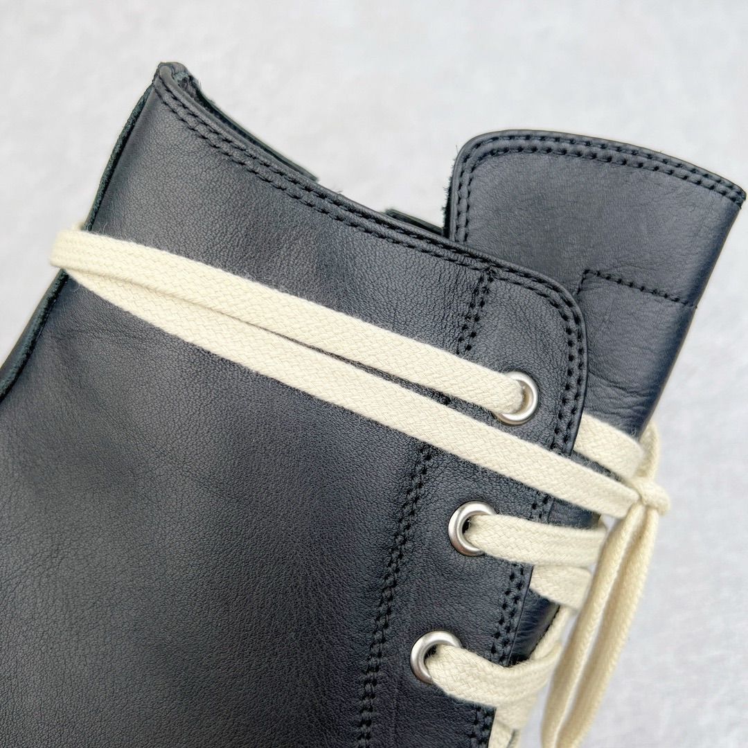 图片[12]-＃DG纯原 Rick Owens Edfu 瑞克·欧文斯高帮皮面时尚运动板鞋 黑白 二级市场已经7K以上 平台客户随意卖四位数 RO广东原厂出品 纯原天花板 原版一比一复刻 冲正绝不翻车 还原度达到百分之98以上 原楦开发纸版版型 ZP拆解原版1：1复模裁片纸版 力求做到0错位 这样才能达到和zp一致的鞋型味道 采用进口cnc数控机床开发对版独家tpu奶香大底 区别于市场所有版本 zp同源全头层粒面小牛皮 达到和zp一致手感 原厂进口细纹布 万邦订购原厂高弹粉红色海绵 内里搭配软质细腻羊皮 TPU高密度大底 软硬度透光度高已经测试和原版一致 尺码：36 37 38 39 40 41 42 43 44 45 46-选品中心