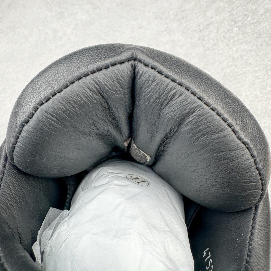 图片[13]-＃DG纯原 Rick Owens FW23 LUXOR 瑞克·欧文斯低帮皮面时尚运动板鞋面包鞋 黑白 二级市场已经7K以上 平台客户随意卖四位数 RO广东原厂出品 纯原天花板 原版一比一复刻 冲正绝不翻车 还原度达到百分之98以上 原楦开发纸版版型 ZP拆解原版1：1复模裁片纸版 力求做到0错位 这样才能达到和zp一致的鞋型味道 采用进口cnc数控机床开发对版独家tpu奶香大底 区别于市场所有版本 zp同源定制尼龙布 达到和zp一致手感 原厂进口细纹布 万邦订购原厂高弹粉红色海绵 内里搭配软质细腻羊皮 TPU高密度大底 软硬度透光度高已经测试和原版一致 尺码：36 37 38 39 40 41 42 43 44 45 46-选品中心