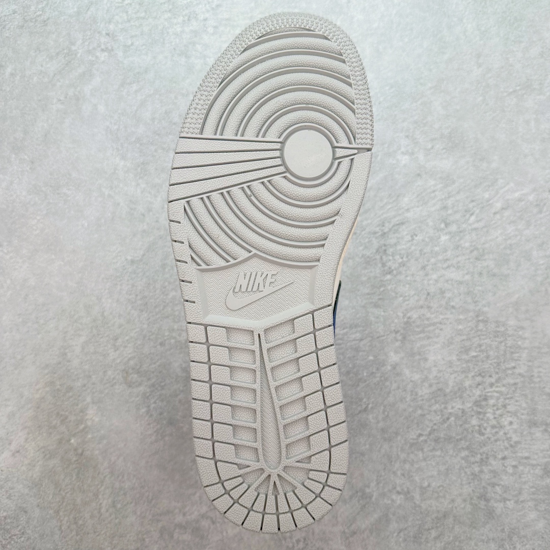 图片[9]-Air Jordan AJ1 Low 低帮系列定制配色 JJ8688-004 原厂内置气垫魔块 A模大底 头层小牛皮 鞋舌AJ原厂专用牛津布+AJ专用反口珍珠布+原厂无杂质高弹内里海棉+特殊封边弹力鞋带 尺码：36 36.5 37.5 38 38.5 39 40 40.5 41 42 42.5 43 44 44.5 45 46-选品中心