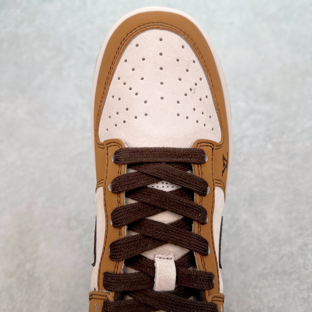 图片[4]-NK Dunk Low 定制配色 XB3802-356 大厂出品 极力推荐 原装头层材料 独家版型蒸餾加工帶來的是更好的视觉和脚感体验大厂纯原品质出货 清洁度 电绣工艺 皮料切割干净无任何毛边 细节完美 尺码：36 36.5 37.5 38 38.5 39 40 40.5 41 42 42.5 43 44 44.5 45 46 47.5-选品中心