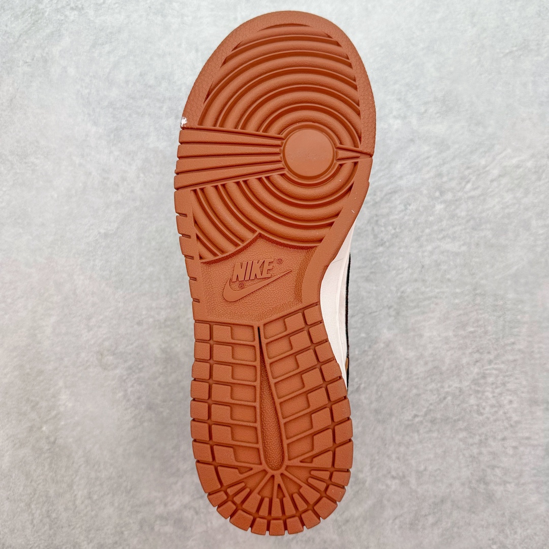 图片[9]-NK Dunk Low 定制配色 XB3802-356 大厂出品 极力推荐 原装头层材料 独家版型蒸餾加工帶來的是更好的视觉和脚感体验大厂纯原品质出货 清洁度 电绣工艺 皮料切割干净无任何毛边 细节完美 尺码：36 36.5 37.5 38 38.5 39 40 40.5 41 42 42.5 43 44 44.5 45 46 47.5-选品中心