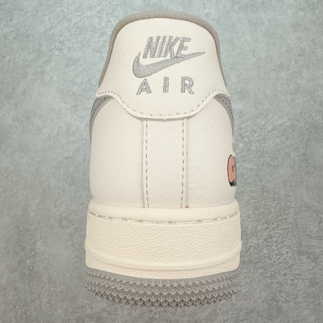 图片[8]-NK Air Force 1´07 Low 空军一号低帮百搭休闲运动板鞋 HW2636-079 柔软、弹性十足的缓震性能和出色的中底设计 横跨复古与现代的外型结合 造就出风靡全球 三十多年的Force 1 直到今天还深受青睐 尺码：36 36.5 37.5 38 38.5 39 40 40.5 41 42 42.5 43 44 44.5 45-选品中心