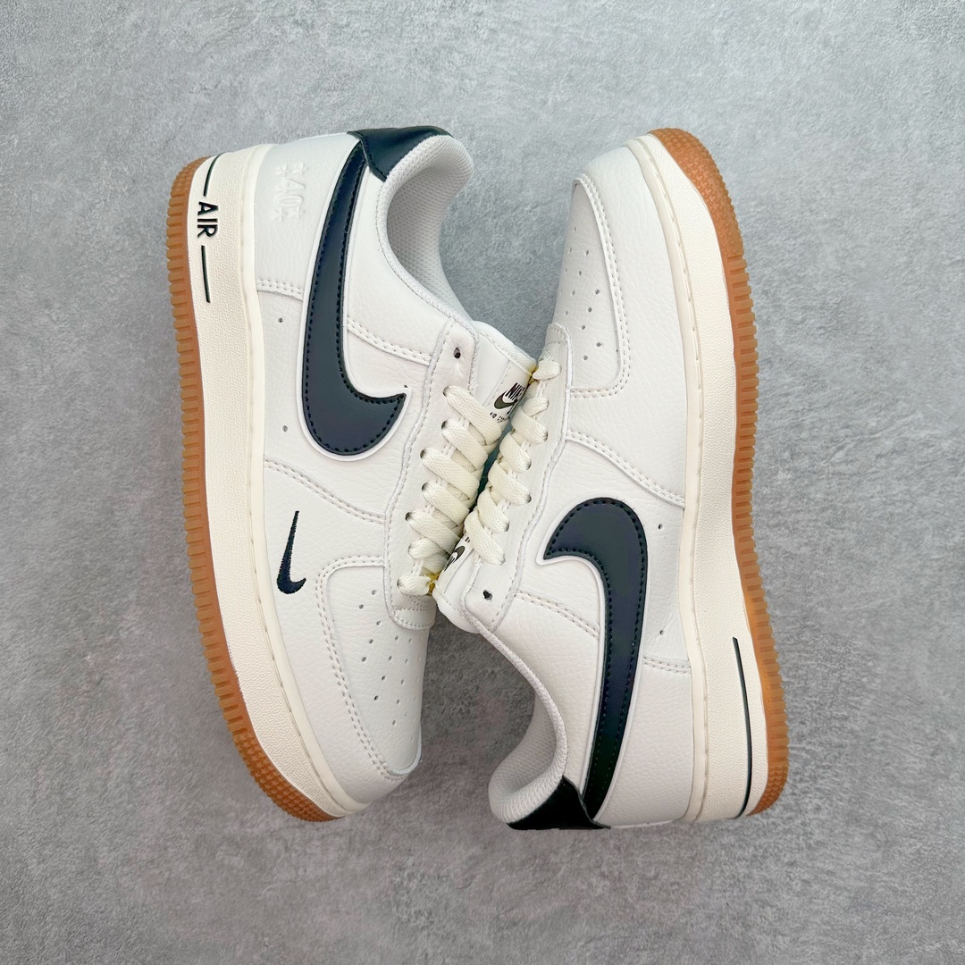 图片[3]-NK Air Force 1´07 Low 空军一号低帮百搭休闲运动板鞋 WA0531-301 柔软、弹性十足的缓震性能和出色的中底设计 横跨复古与现代的外型结合 造就出风靡全球 三十多年的Force 1 直到今天还深受青睐 尺码：36 36.5 37.5 38 38.5 39 40 40.5 41 42 42.5 43 44 44.5 45-选品中心