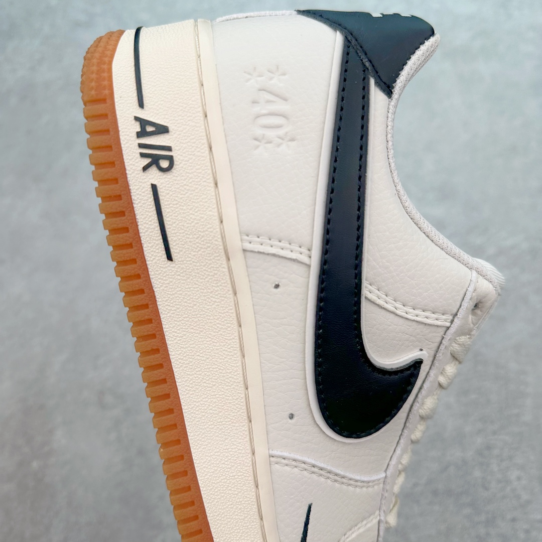 图片[6]-NK Air Force 1´07 Low 空军一号低帮百搭休闲运动板鞋 WA0531-301 柔软、弹性十足的缓震性能和出色的中底设计 横跨复古与现代的外型结合 造就出风靡全球 三十多年的Force 1 直到今天还深受青睐 尺码：36 36.5 37.5 38 38.5 39 40 40.5 41 42 42.5 43 44 44.5 45-选品中心