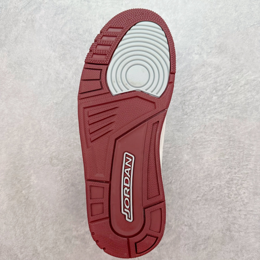 图片[9]-＃纯原福利 Jordan Spizike Low AJ复古低帮篮球鞋 这款鞋子著名导演斯派克李的Jordan Spizike专属 预计于明年夏季推出全新低帮版本 将包括三款配色 经典爆裂纹非常复古 两款配色分别以大学红和黑曜石蓝进行区分 鞋身设计中依旧带有大象爆裂纹、鞋侧束带、塑胶网布等经典元素 之后 在鞋舌、内衬以及鞋底等位置缀以大学红和黑曜石蓝搭配 带来全新造型 尺码：36 36.5 37.5 38 38.5 39 40 40.5 41 42 42.5 43 44 44.5 45 46 47.5-选品中心