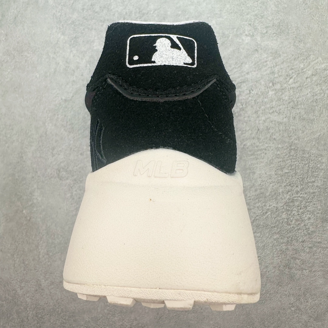 图片[8]-＃福利特价 MLB CHUNKY JOGGER Seamball 纽约洋基队增高复古风NY大标印花运动鞋老爹鞋 Ins博主网红人手一双 小红书爆款 标配韩国代购吊牌标贴 手提袋 三标防伪标签齐全 鞋垫下带有防伪码 尺码：36 36.5 37.5 38 38.5 39 40 40.5 41 42 42.5 43 44 45-选品中心